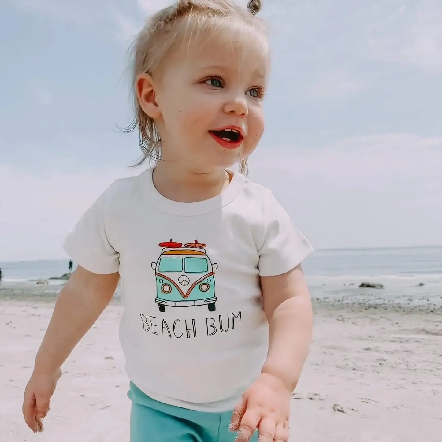 graphic tee | beach bum