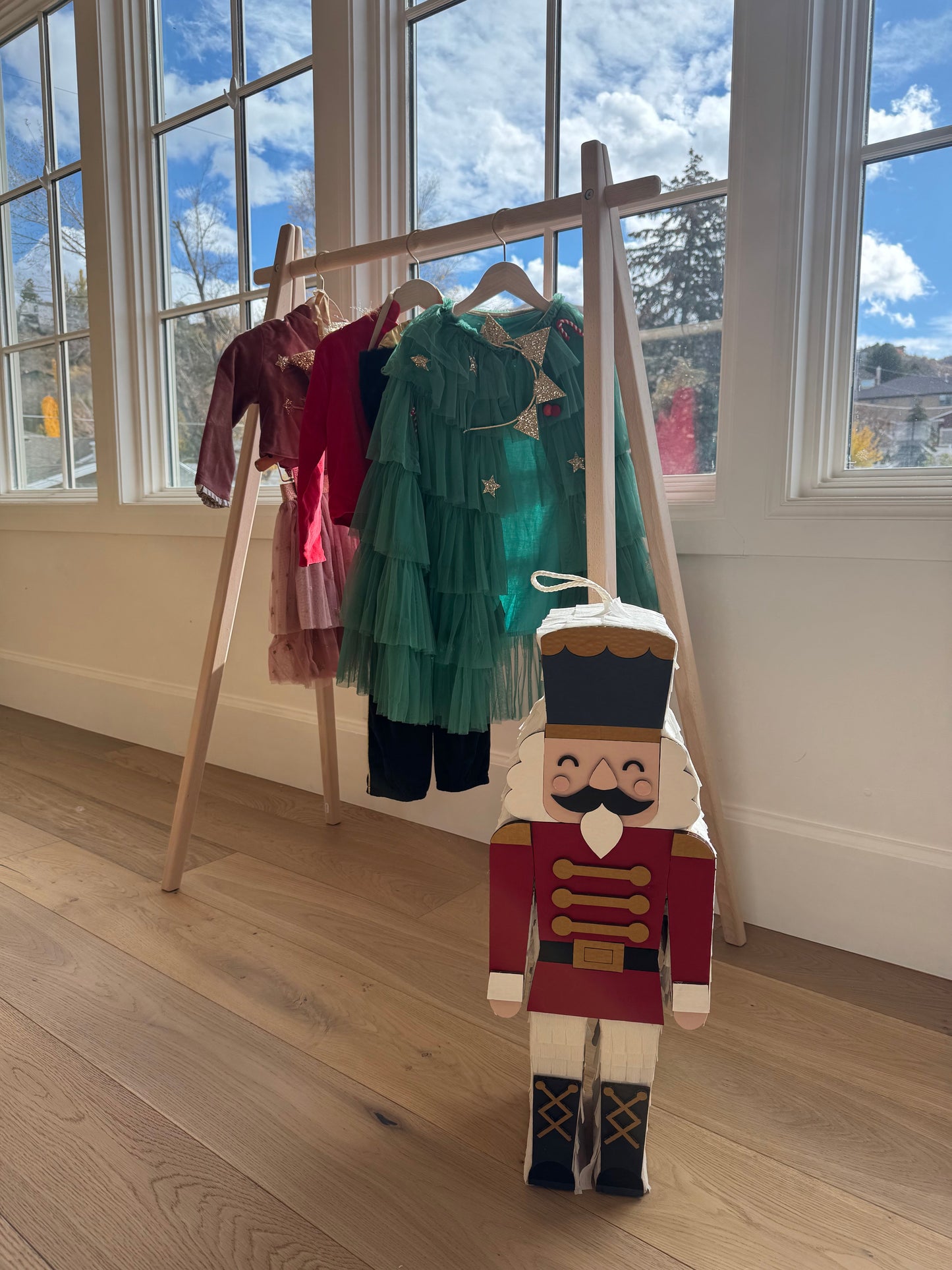 The nutcracker piñata