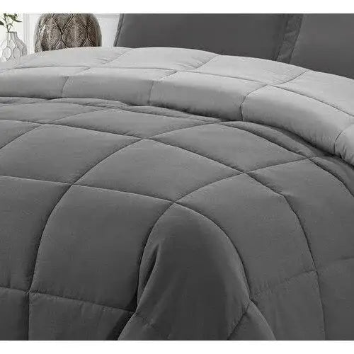 Twin/Twin XL Traditional Microfiber Reversible 3 Piece Comforter Set in Grey