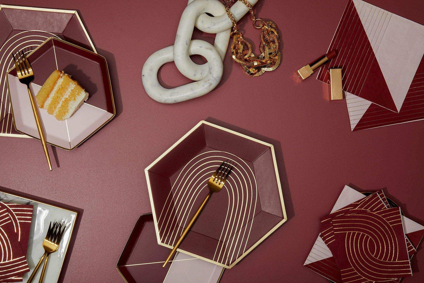 Bordeaux - Maroon Pink Colorblock Small Paper Plates