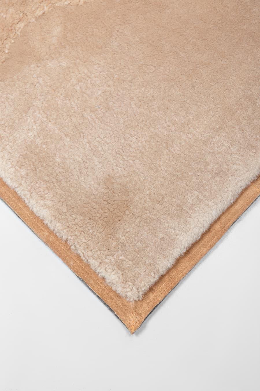 STANDY - Organic Sheepskin Rug
