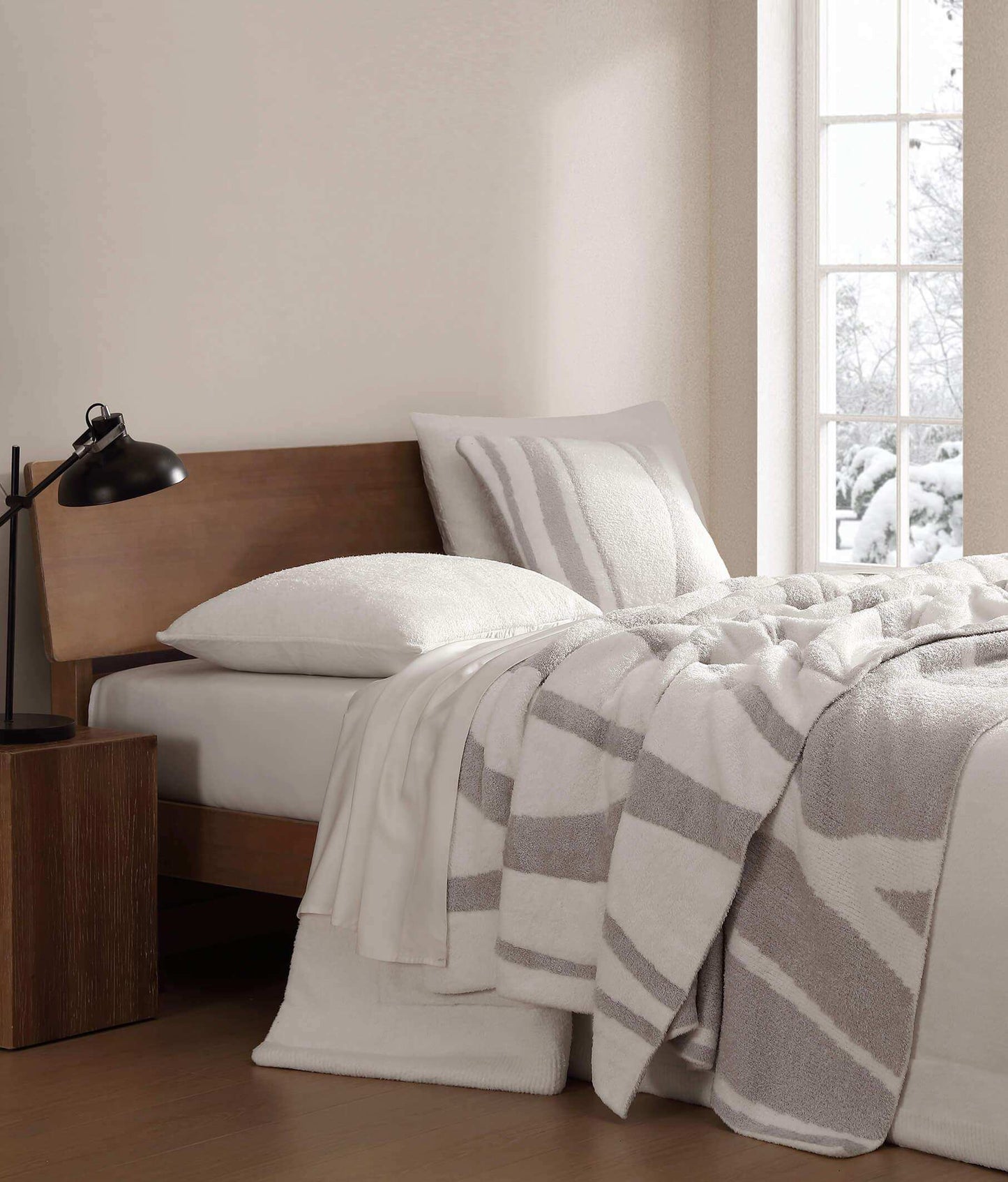 Cloud Silque Woodland Bed Blanket