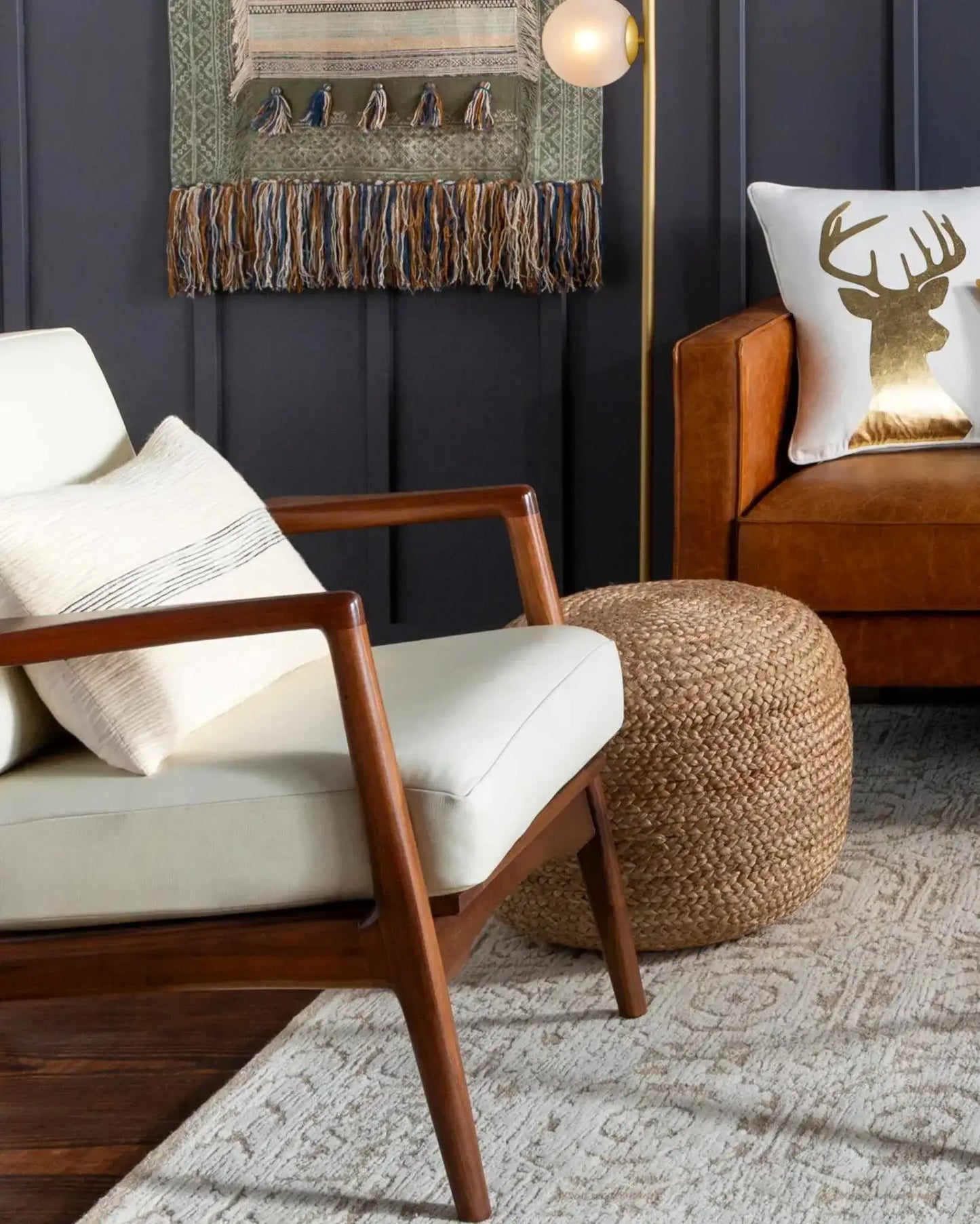 Kaumakani Knitted Jute Round Pouf