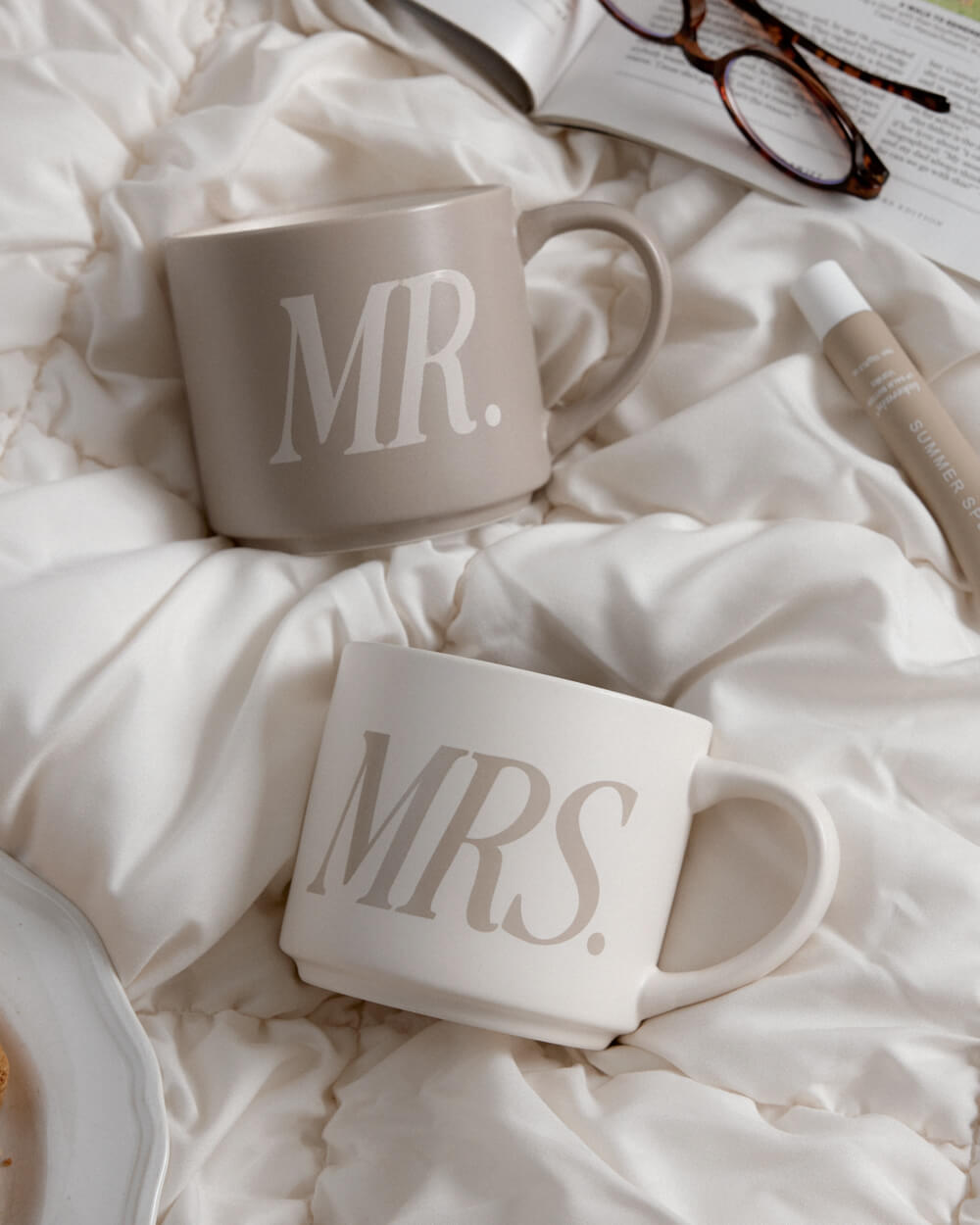 Mr + Mrs Mugs - 2 ceramic mugs