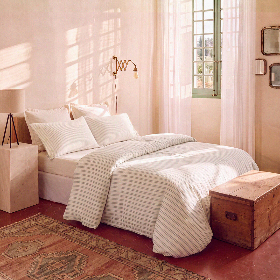 Salvia Reversible Cotton Mist Fitted Sheet Set