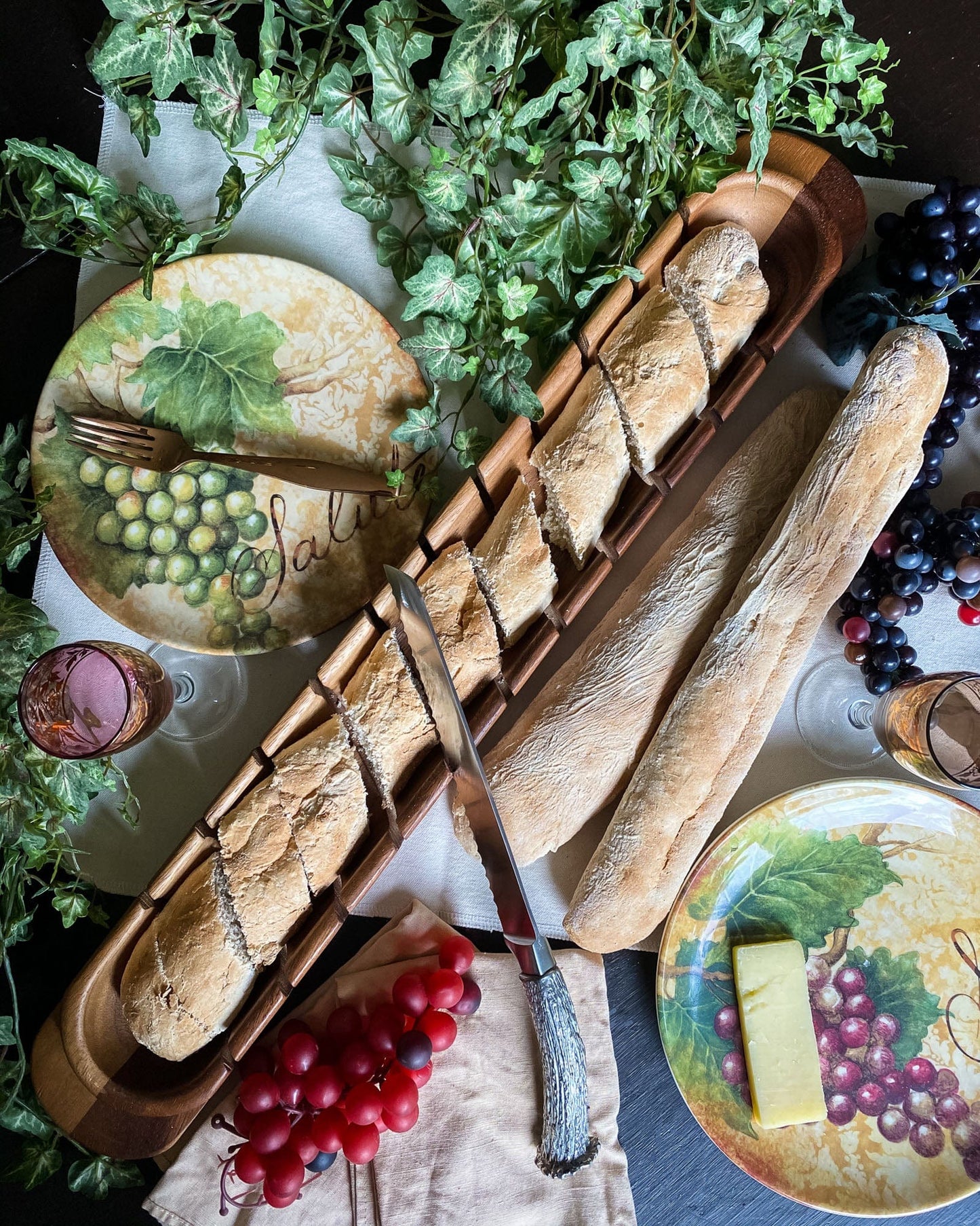 Baguette Board with Antler Bread Knife
