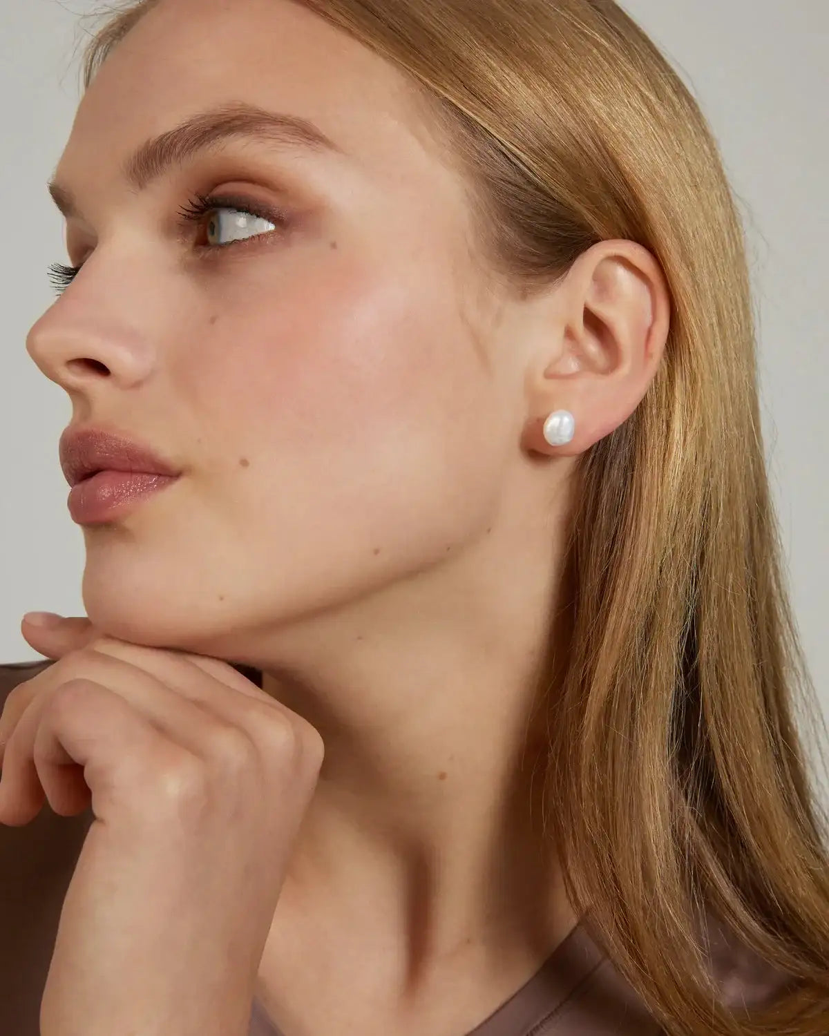 Grit Bold Stud Earrings