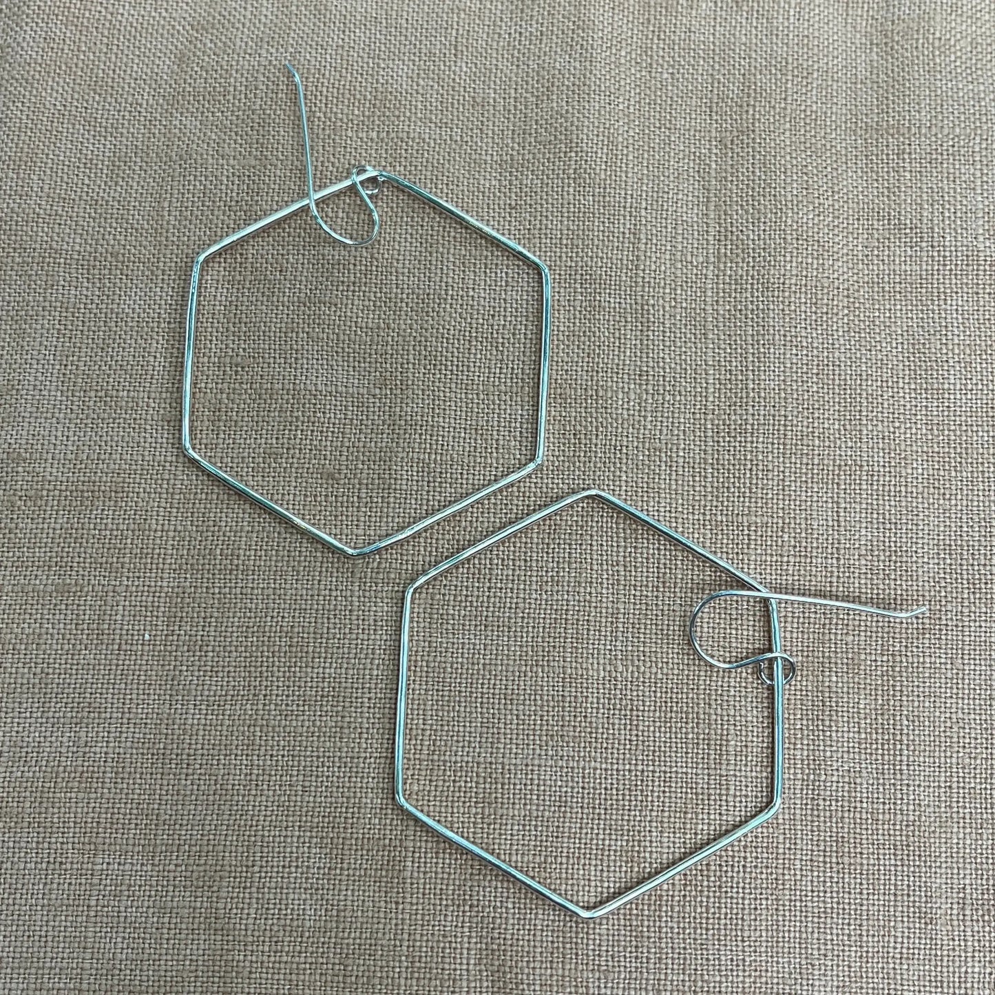 MIKA HEXAGON  HOOPS
