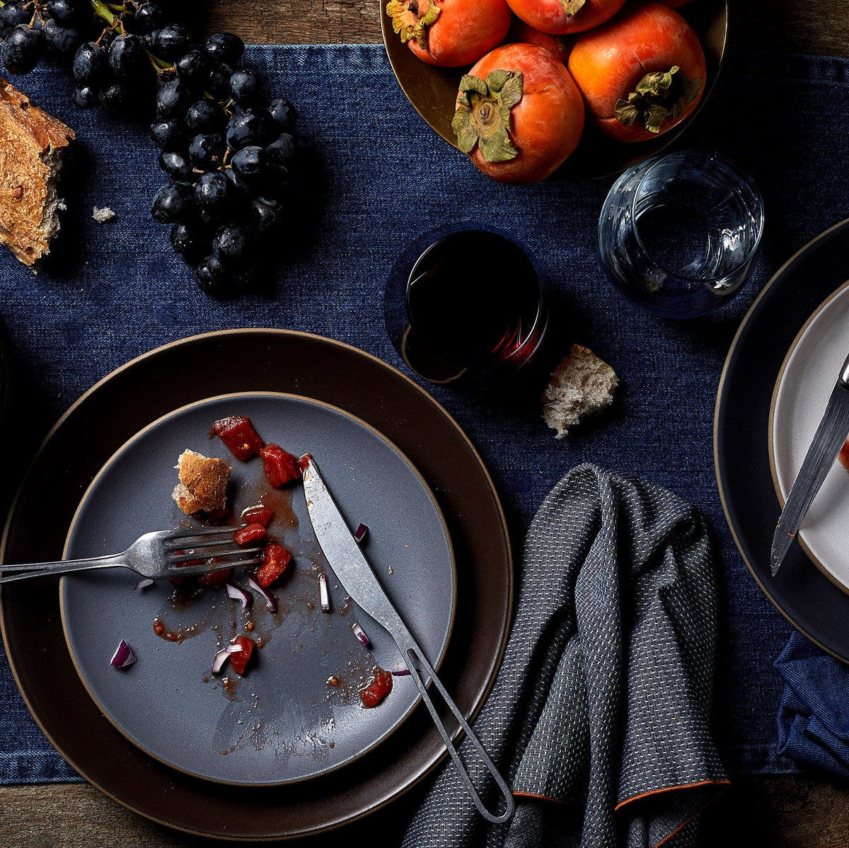 DOBBY CHAMBRAY NAPKINS - THE O'KEEFE INSPIRED COLORS