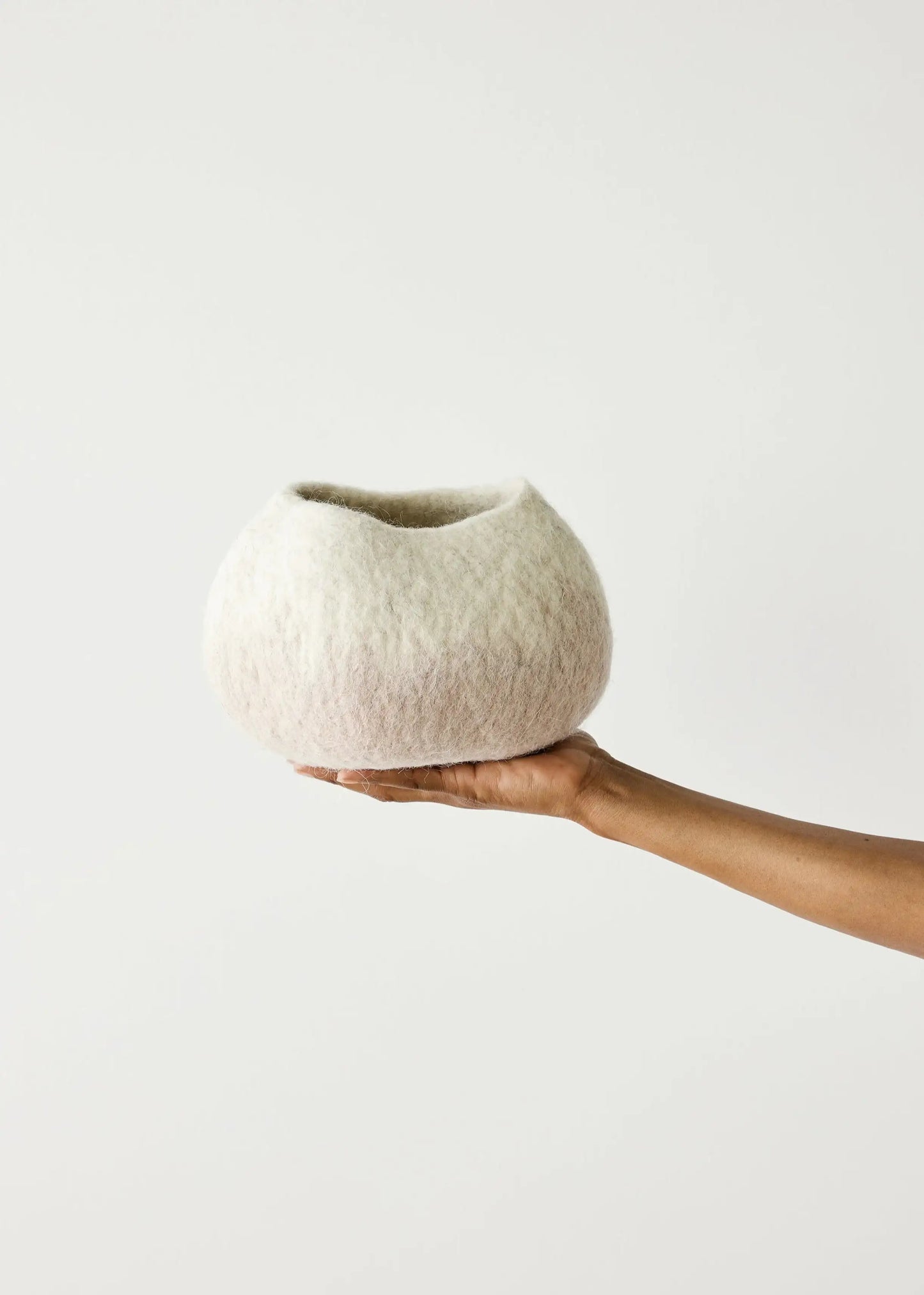 Soft Stone Ombre Decorative Wool Ukhamba Bowl