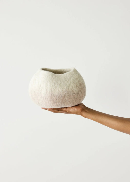 Soft Stone Ombre Decorative Wool Ukhamba Bowl