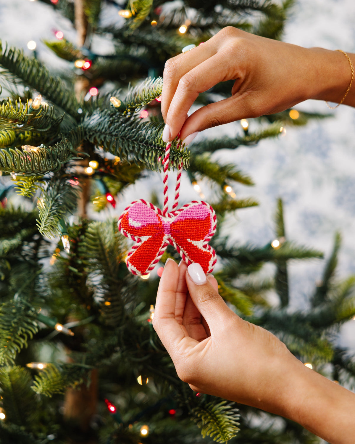 Needlepoint Icon Ornament - Bow