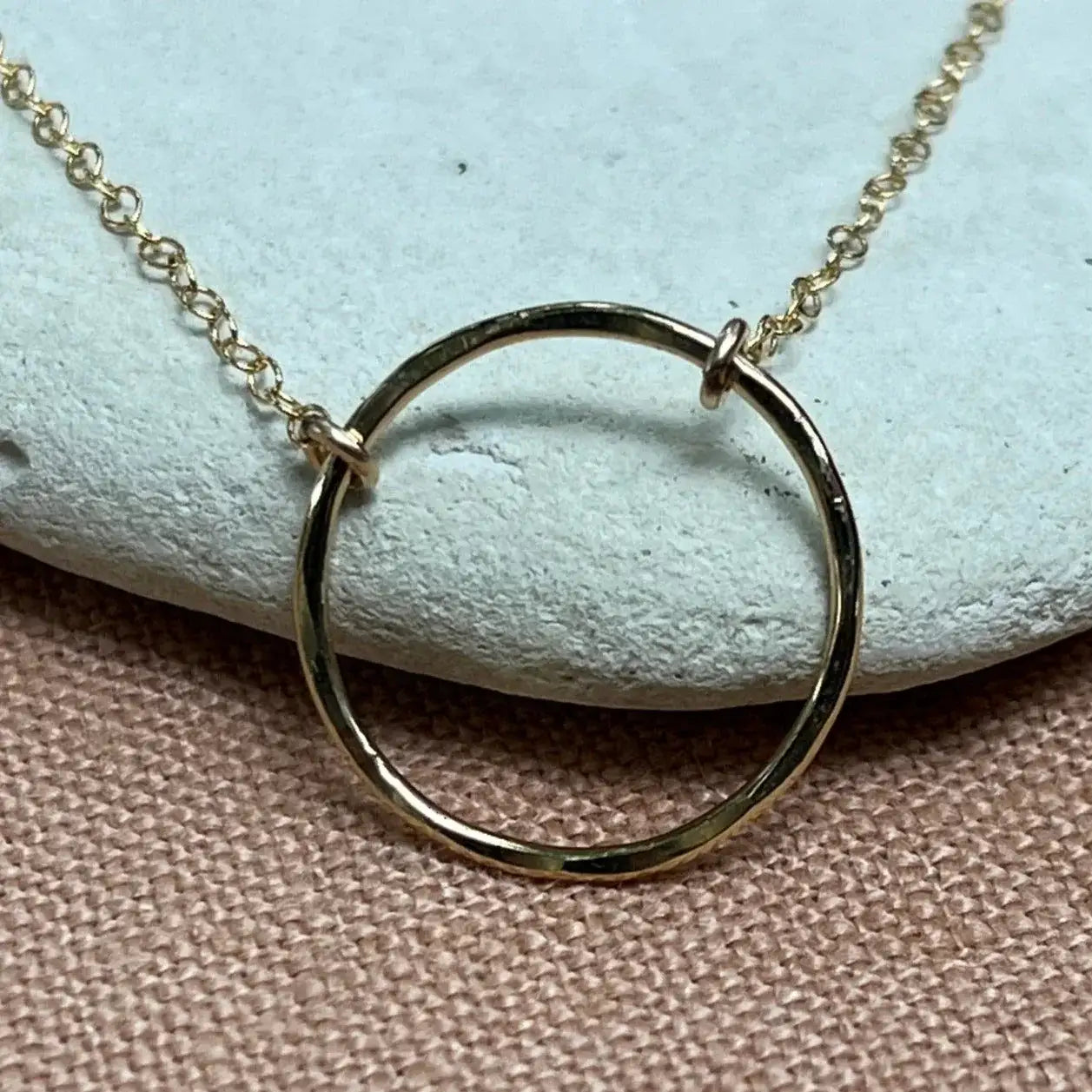 SMALL OLIVIA NECKLACE