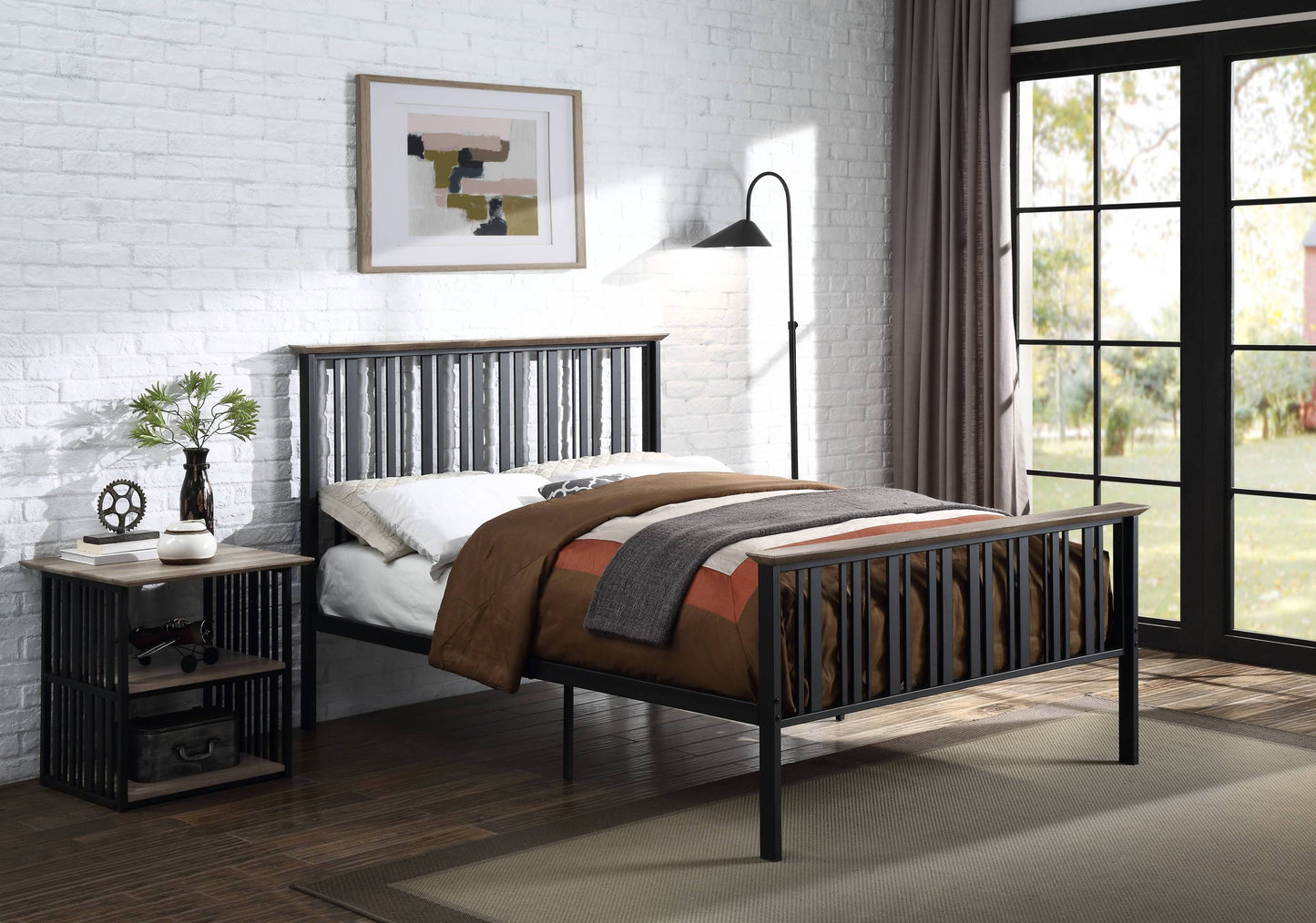 Zudora  Antique Oak & Black Finish Full Bed