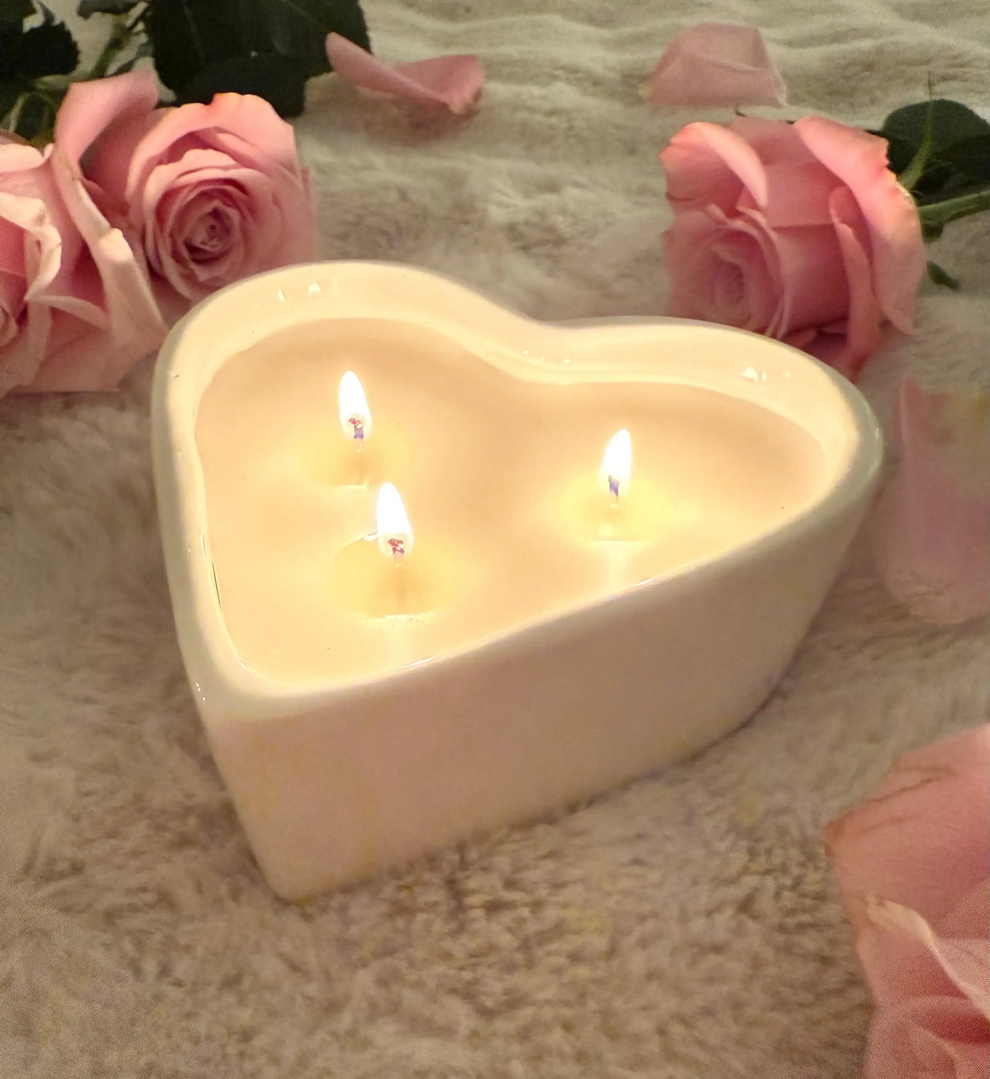 Cream Ceramic Heart 11oz Candle