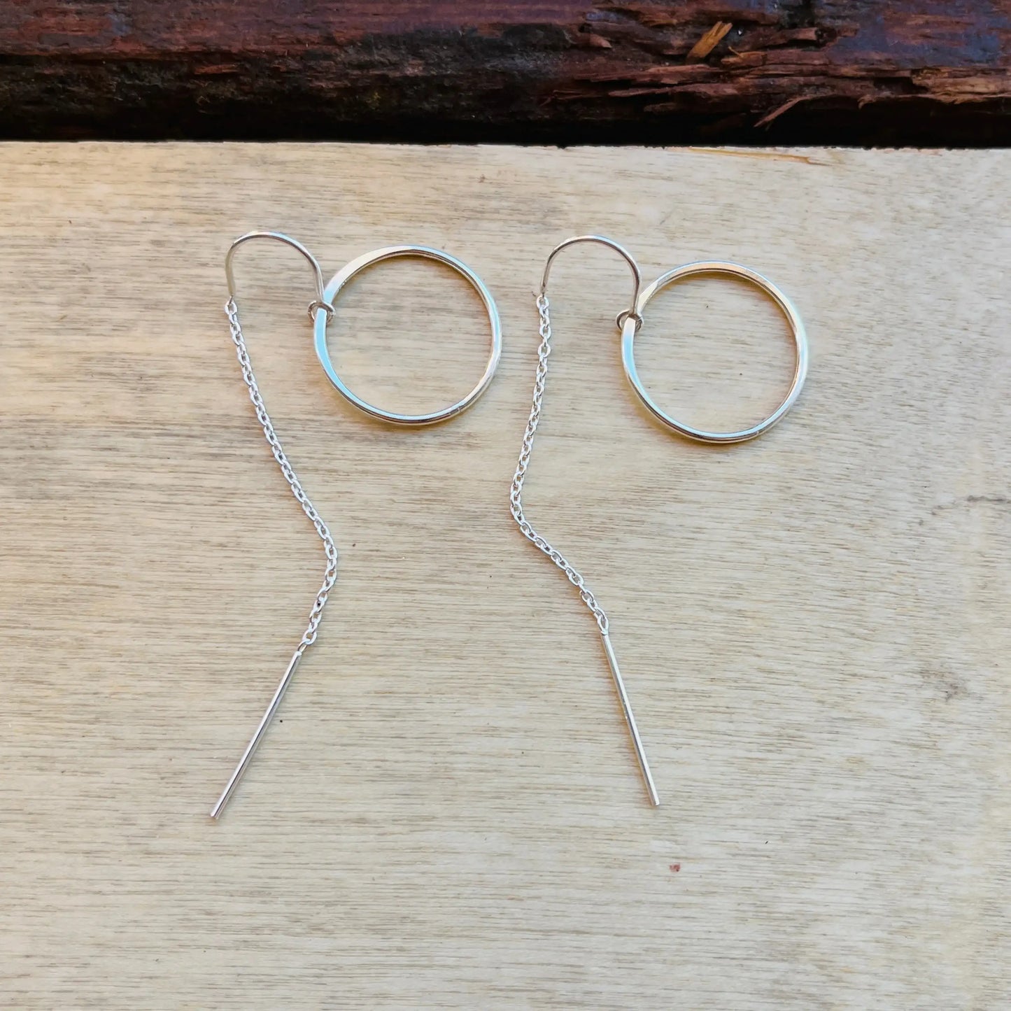 COVE CIRCLE THREADER EARRINGS