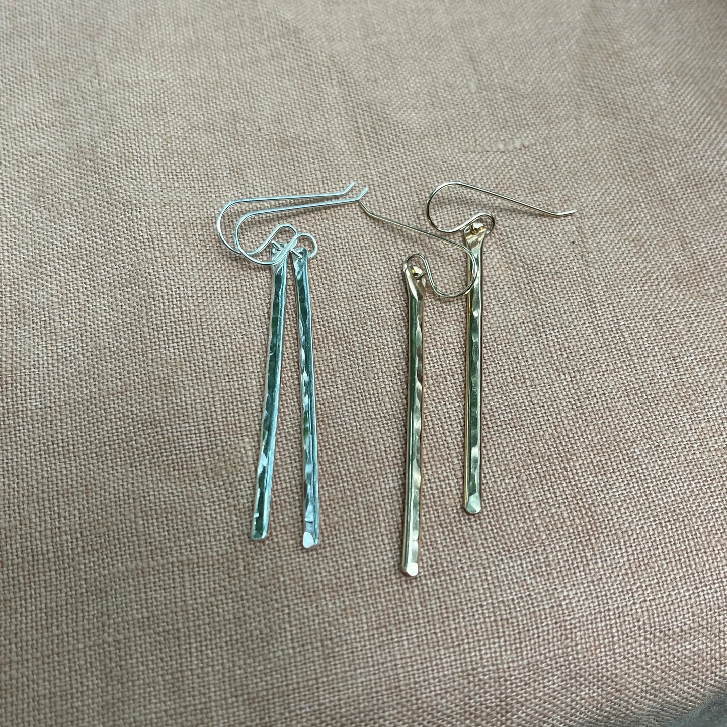 GEMME BAR EARRINGS