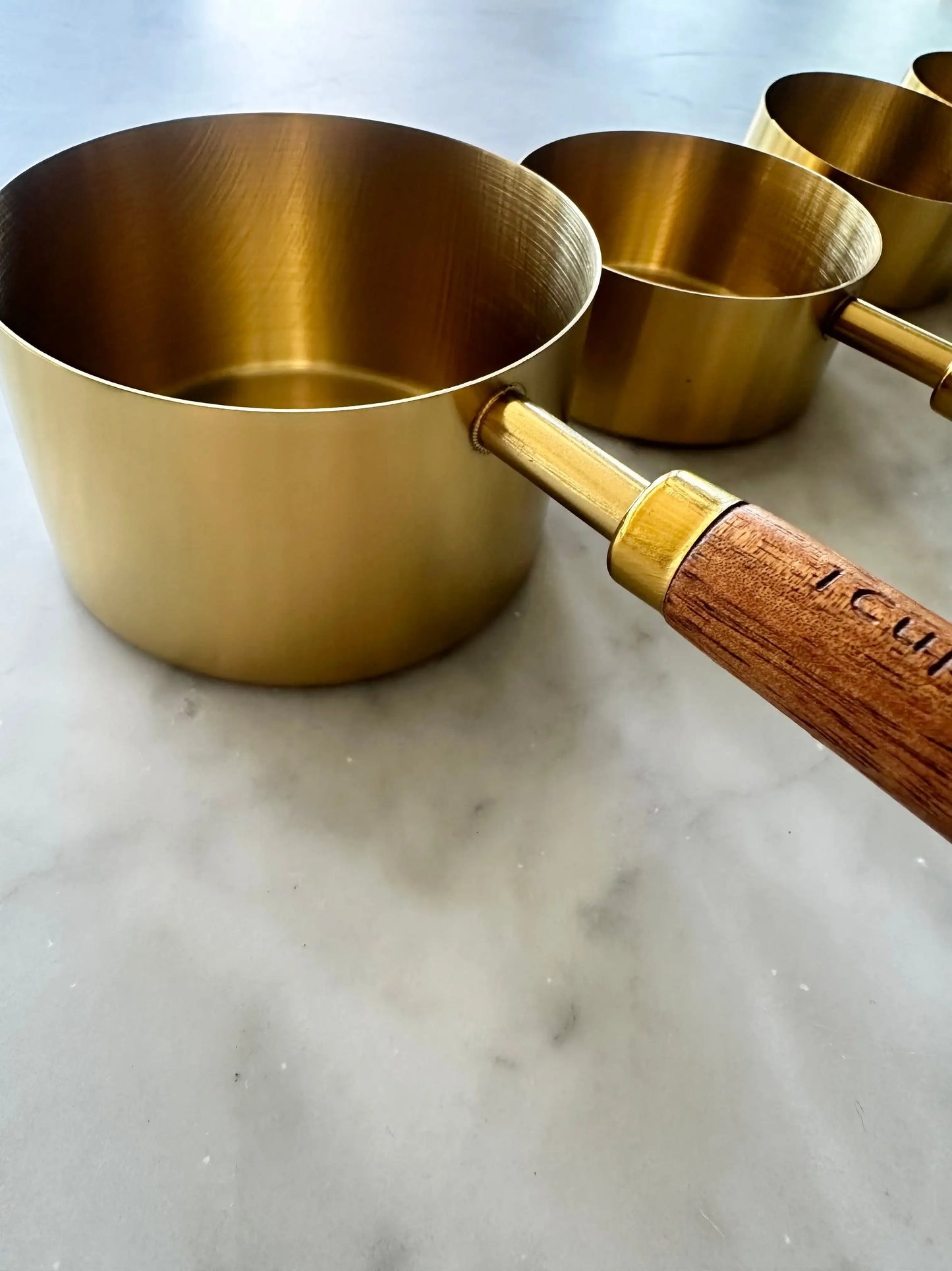 Montecito Acacia Wood and Gold Measuring Cups – Modern Kitchen Essentials