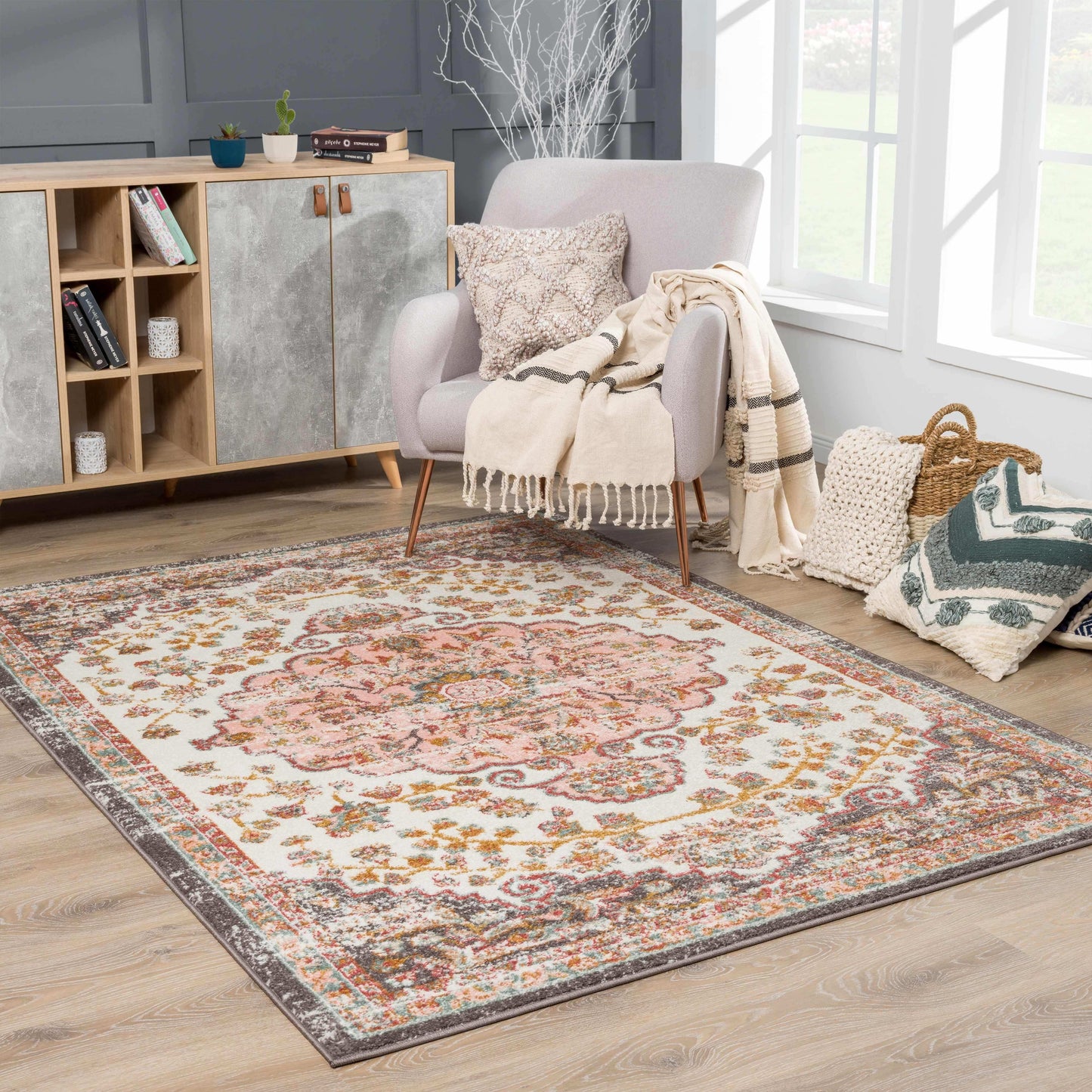 Oark Floral Medallion Area Rug
