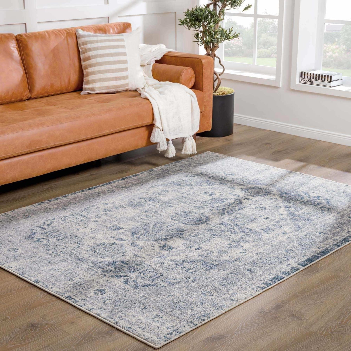 Peeta Gray Blue Medallion Area Rug