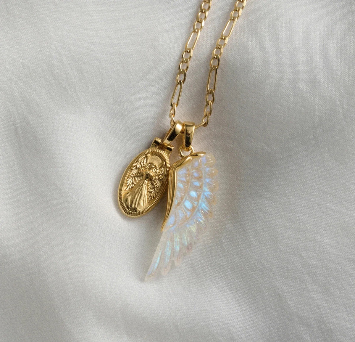 Carved Wing Figaro Necklace