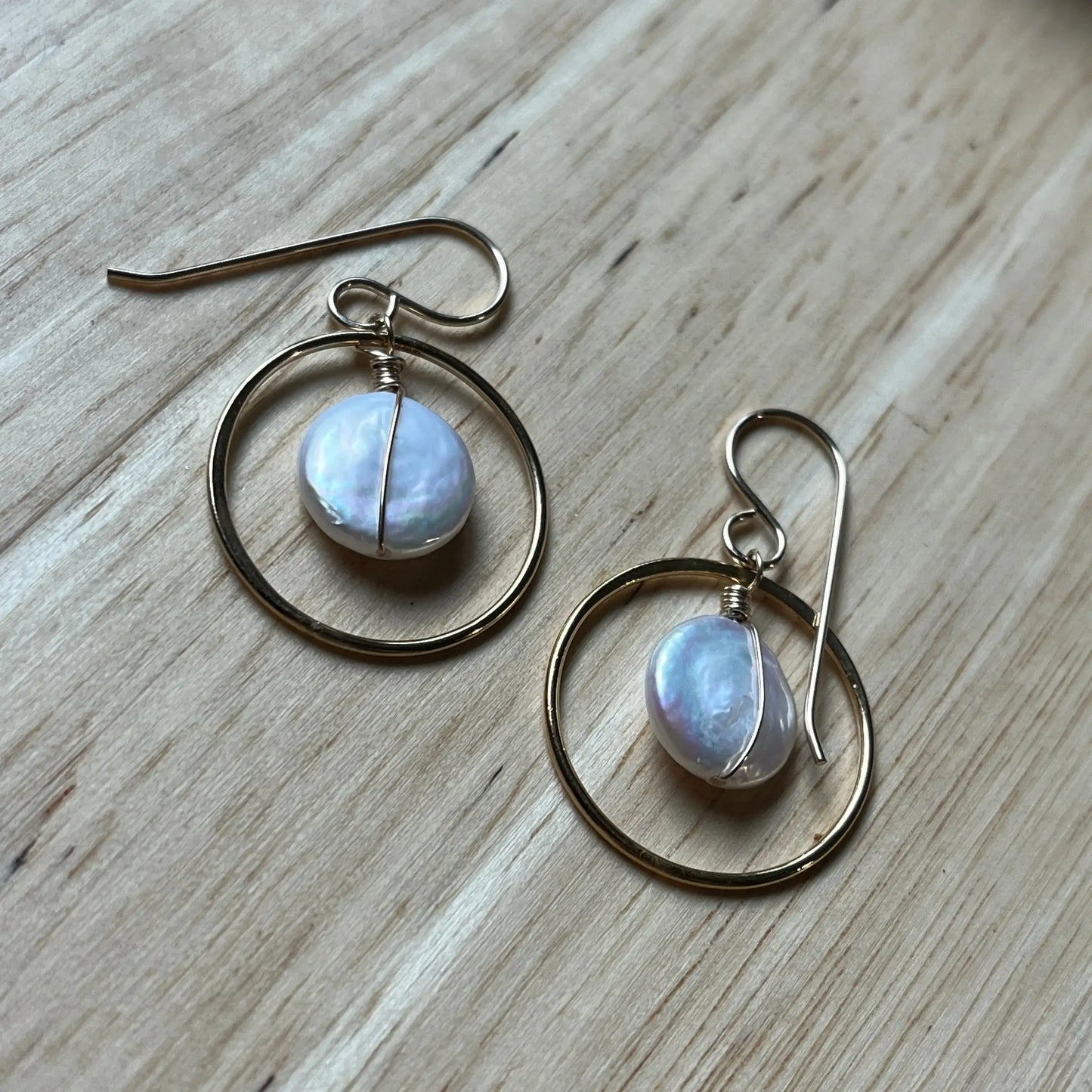 SEAGLOW COIN PEARL EARRINGS