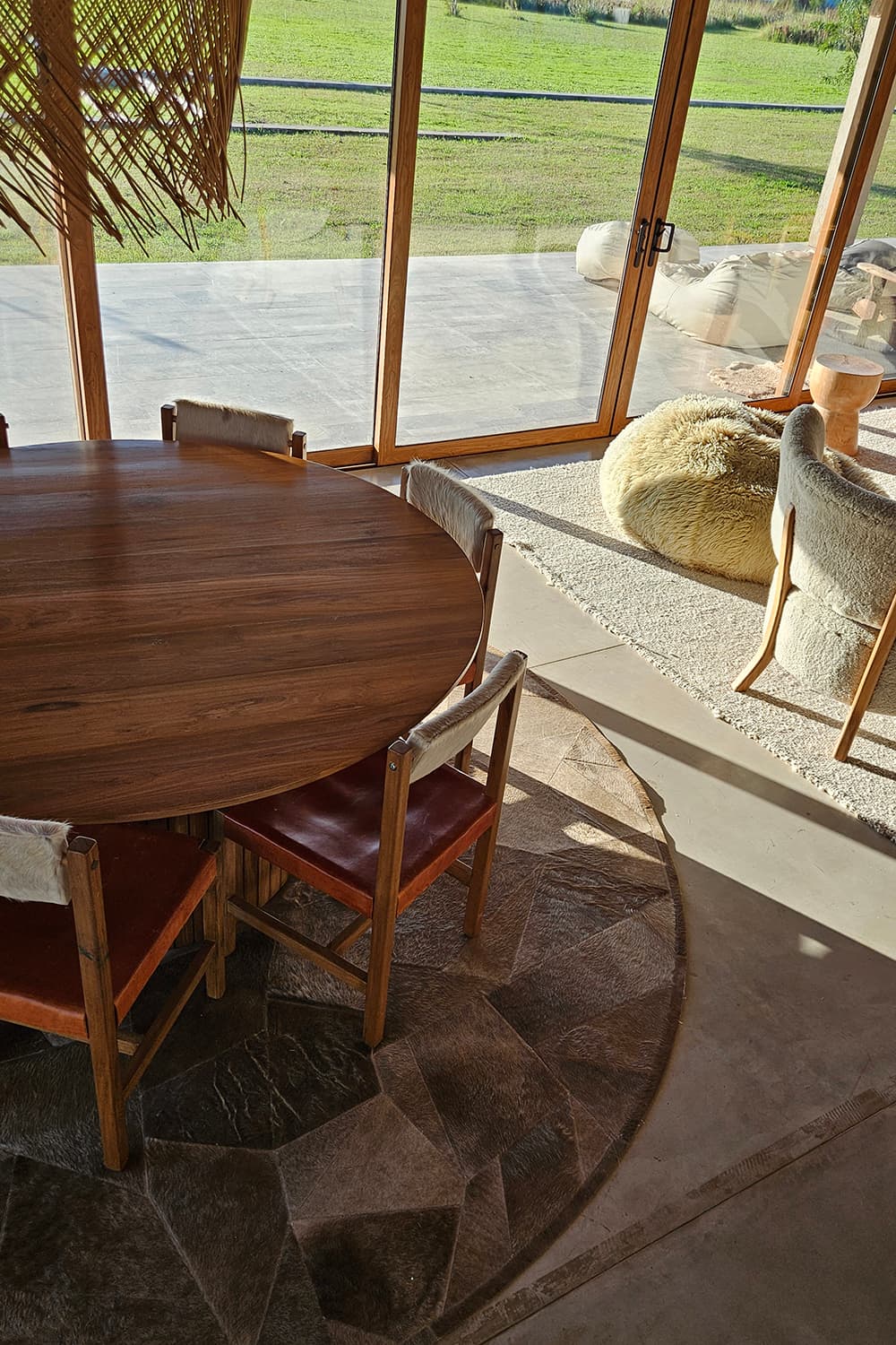 BROKEN ROUND - Patchwork Cowhide Rug