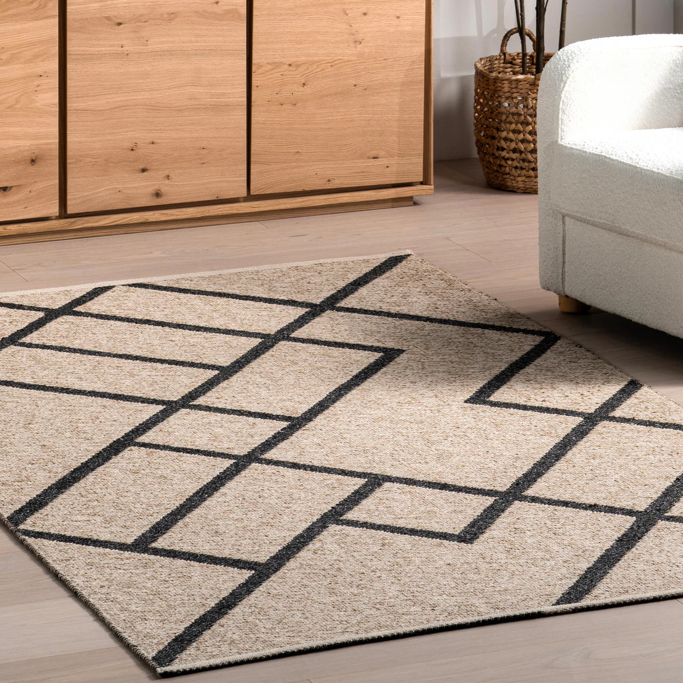 Bronte Geometric Reversible Wool Blend Area Rug