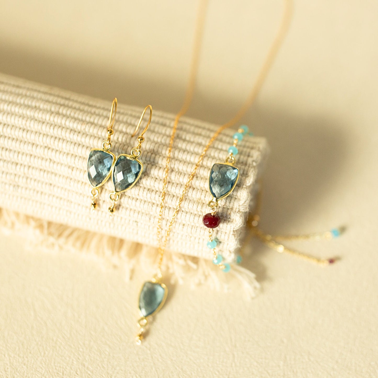 Rhodolite Garnet Gold Isla Collection