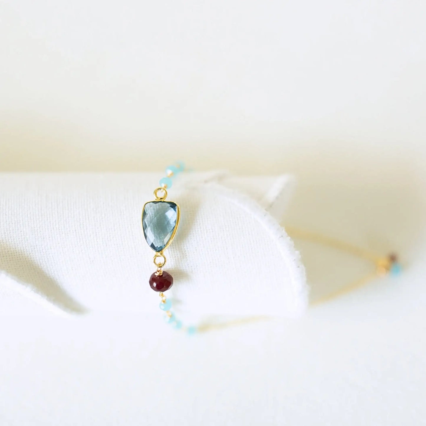 London Blue Quartz Gold Isla Bracelet