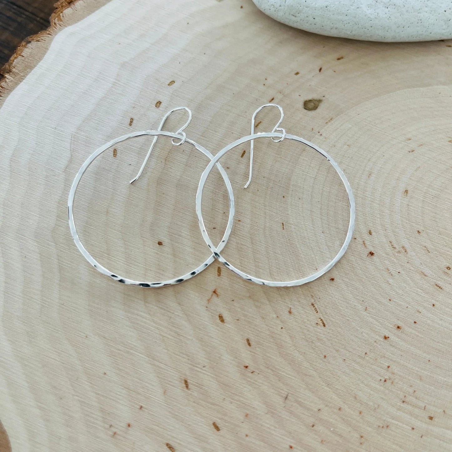 MEDIUM SKINNY BEACH HOOPS