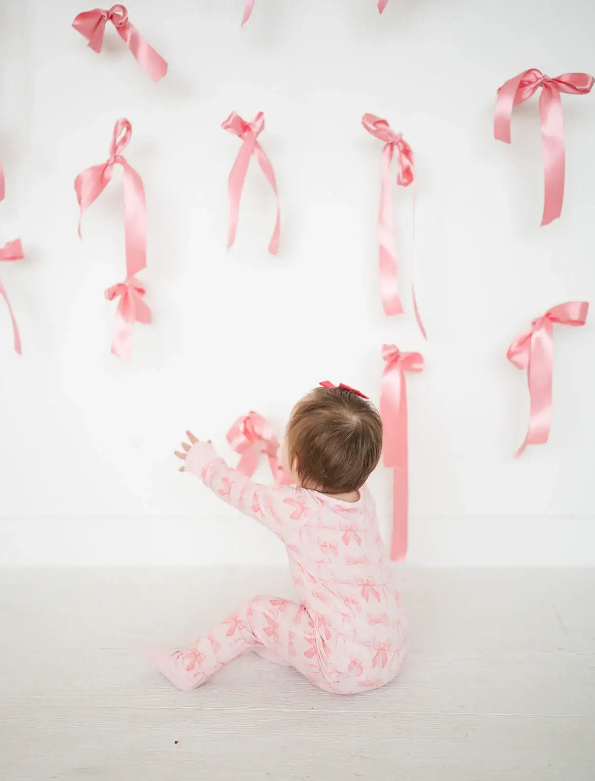 Pink Bows (Convertible Zip Footies)