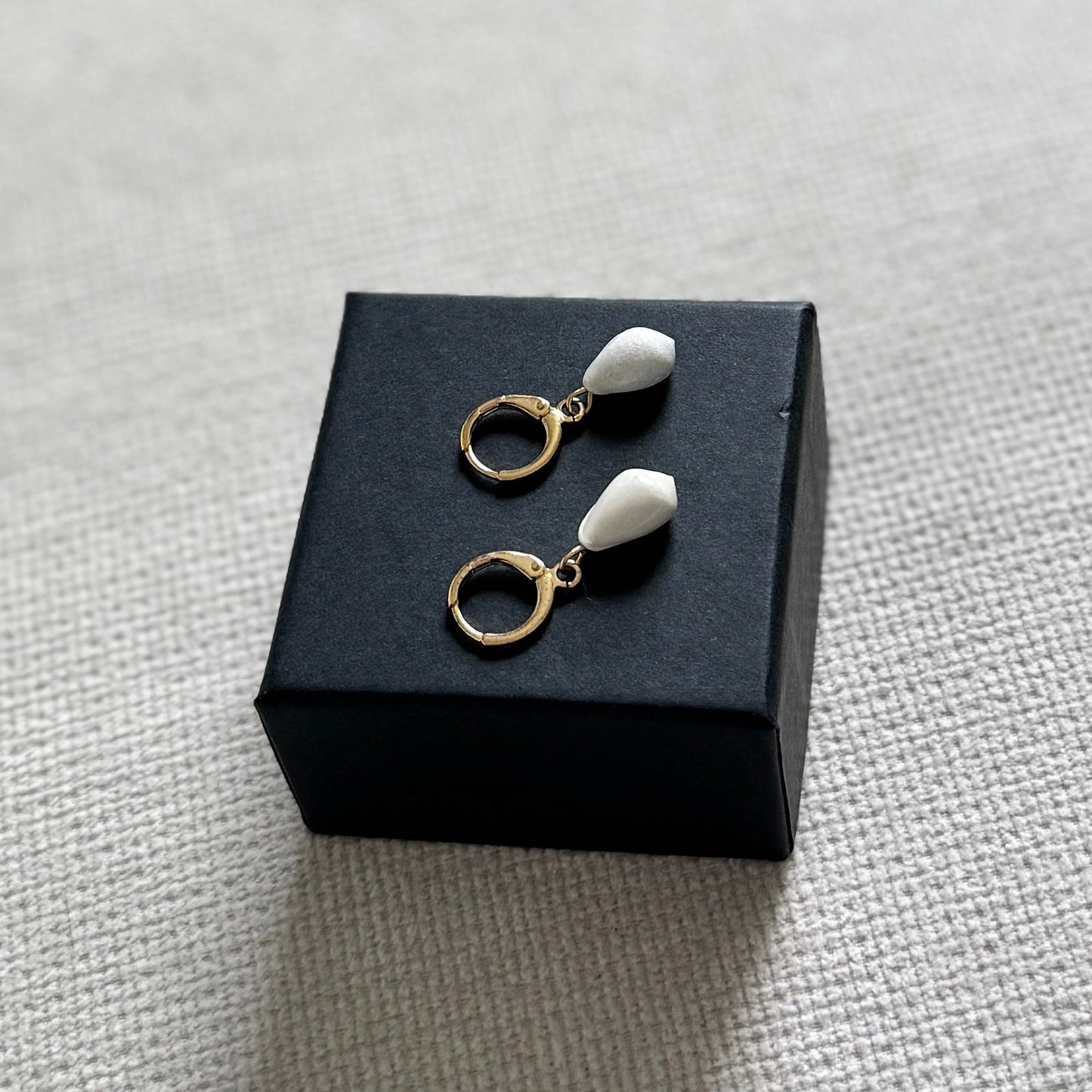 Claire Shell Earrings