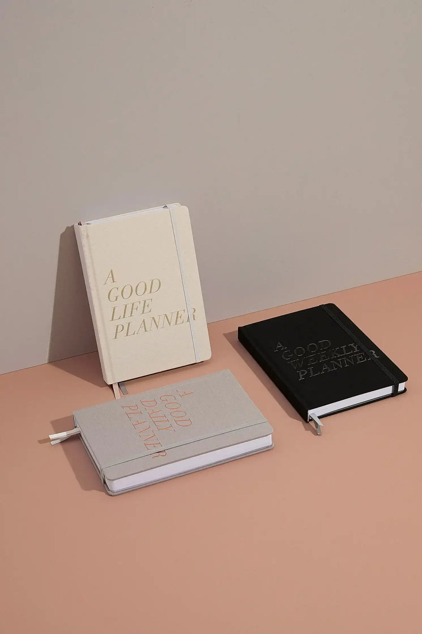 A Good Weekly Planner (12-Months Weekly Undated Planner)
