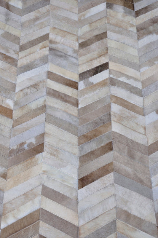HERRINGBONE WIDE – Custom Patchwork Cowhide Rug for Interior Designers