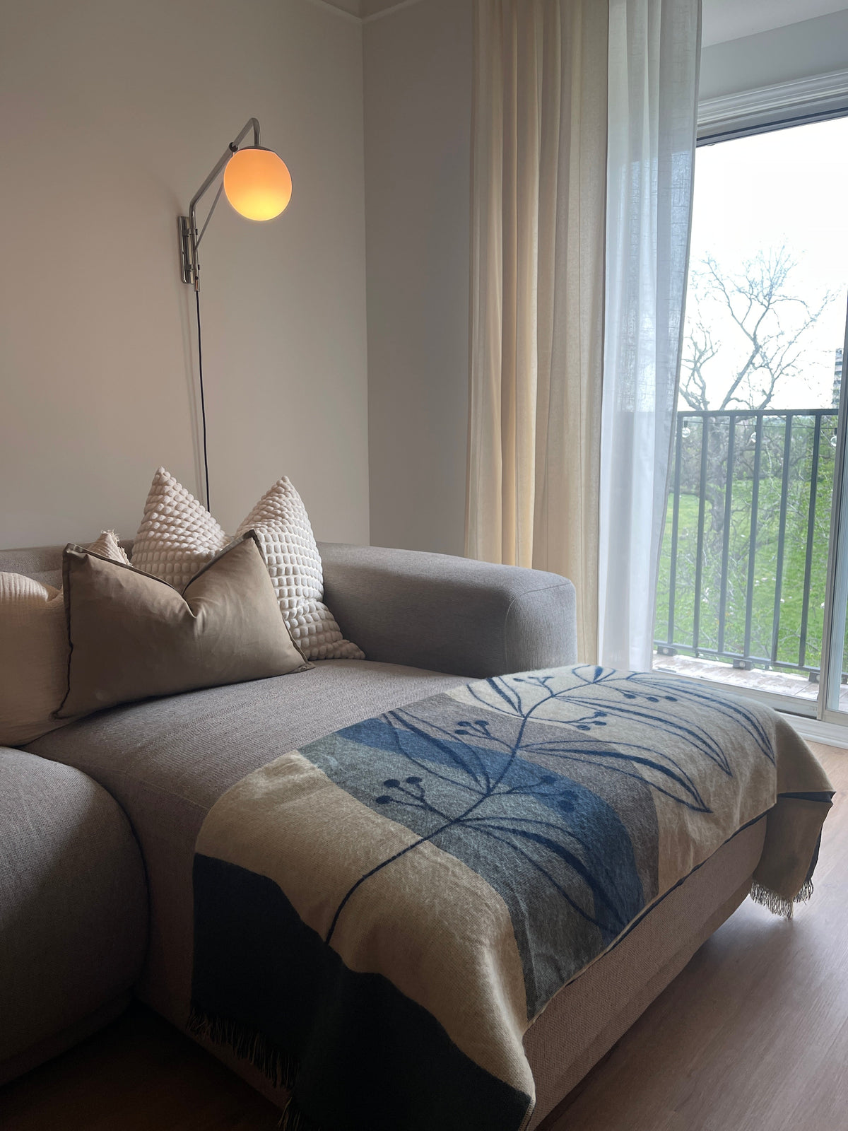 Sofia Throw Blanket - Breeze