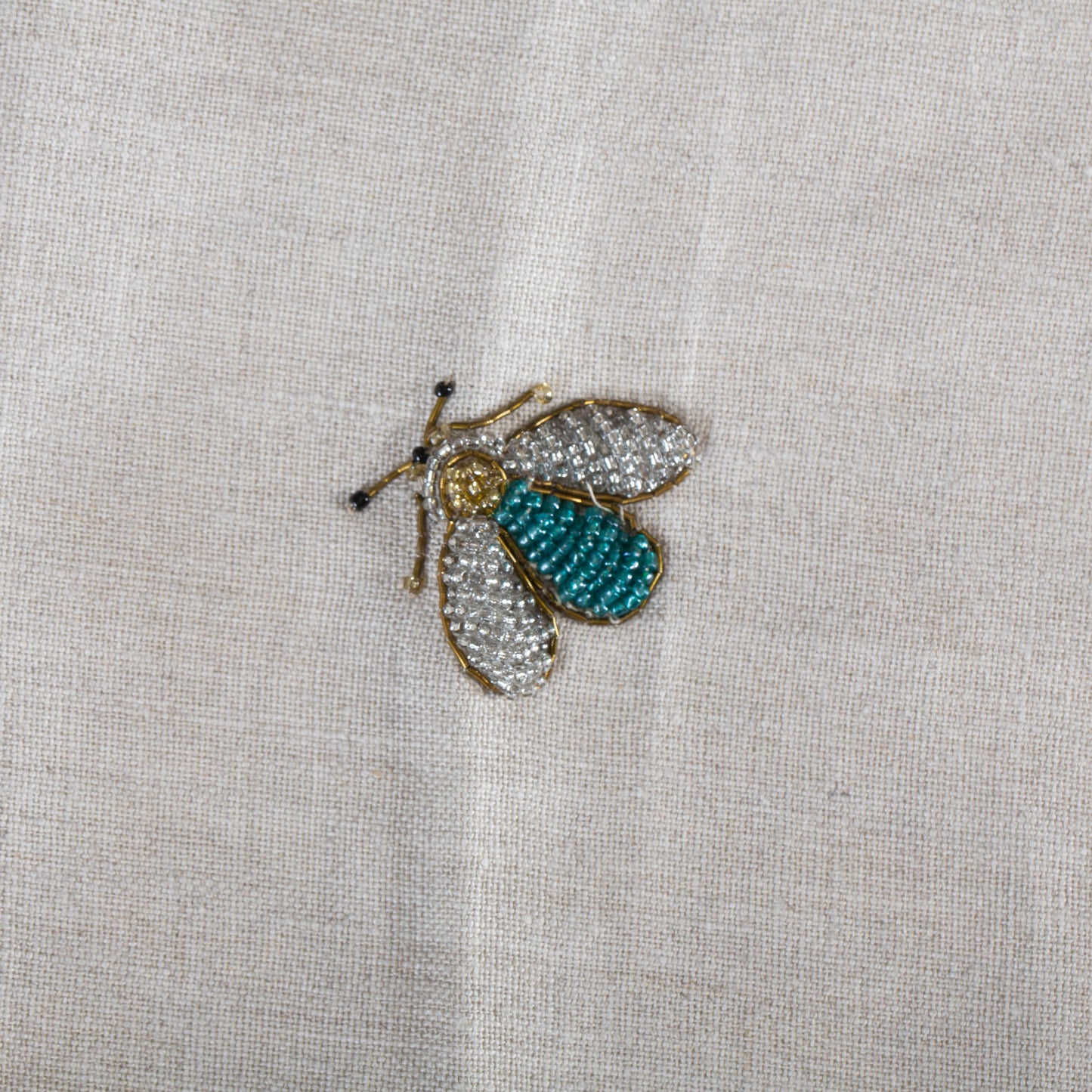 Embroidered sparkle bee table runner