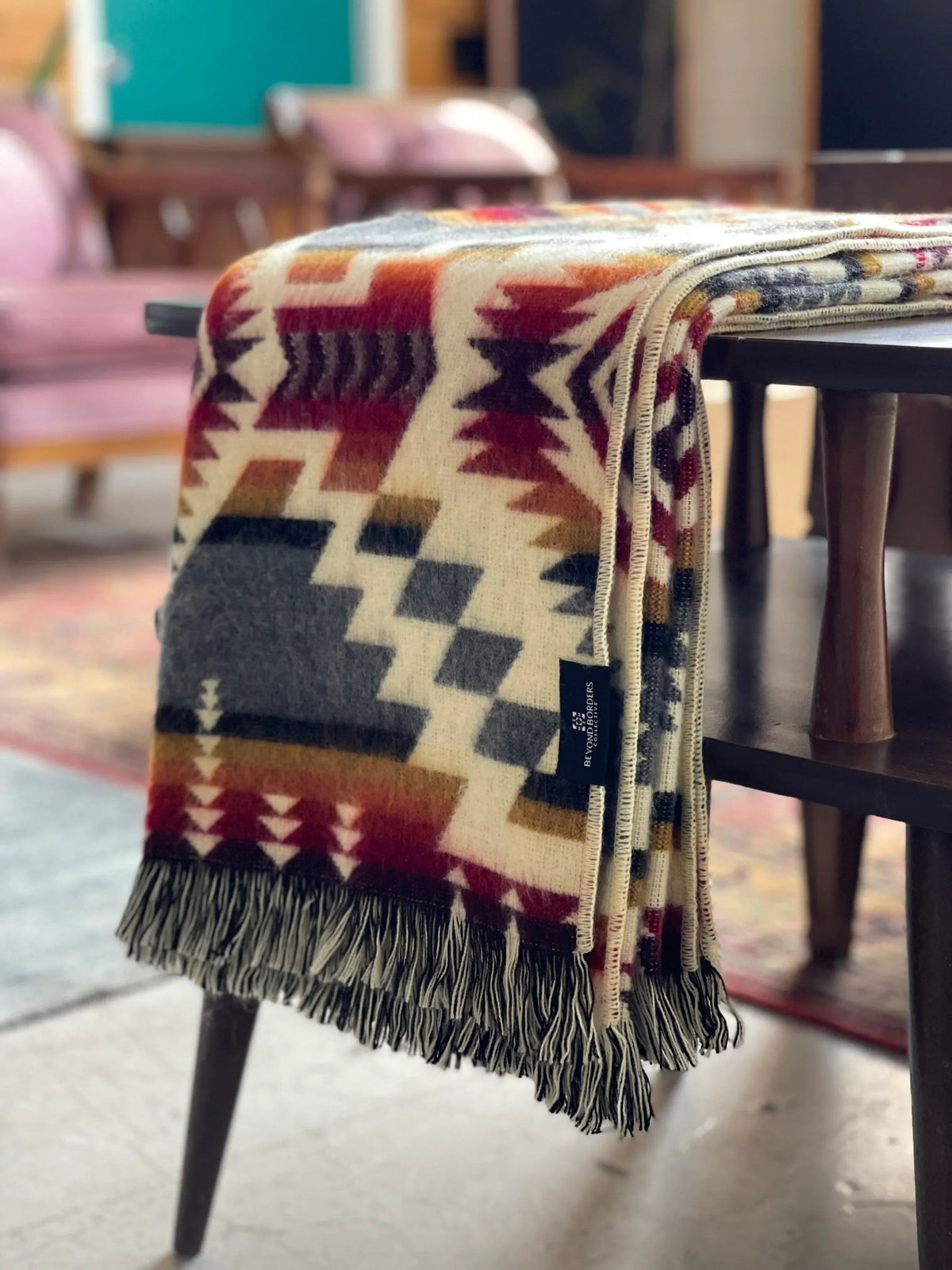 Secoya Throw Blanket - Campfire Ash