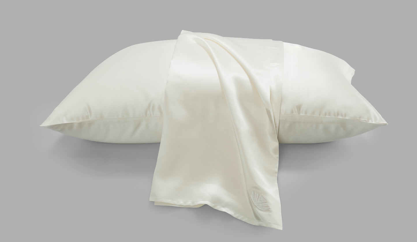 La Seta Mulberry Silk Pillowcase with Embroidery