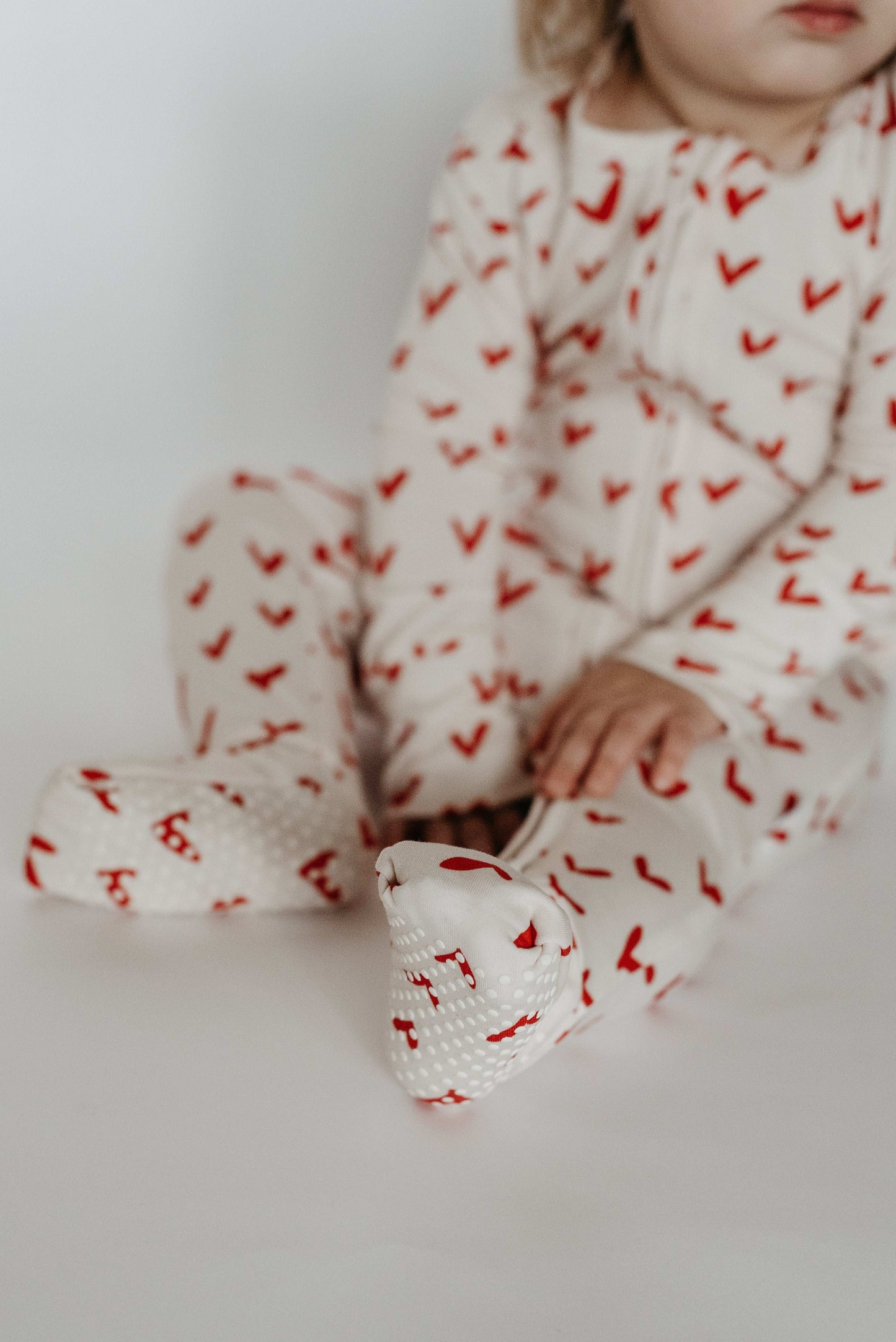 Peek-a-Boo Baby Sleeper Heart Confetti
