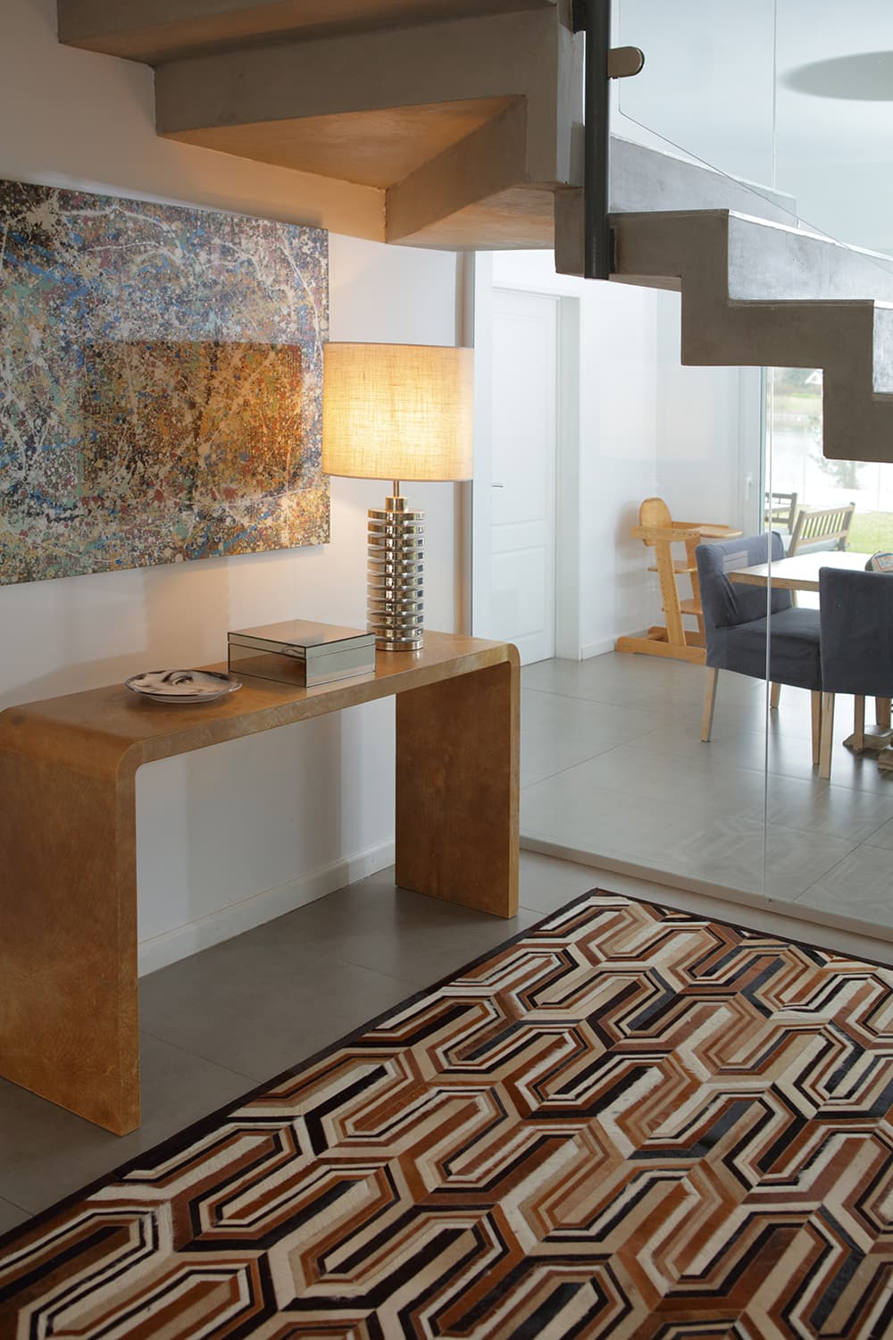 MISSONI – Abstract Patterned Bedroom Cowhide Rug