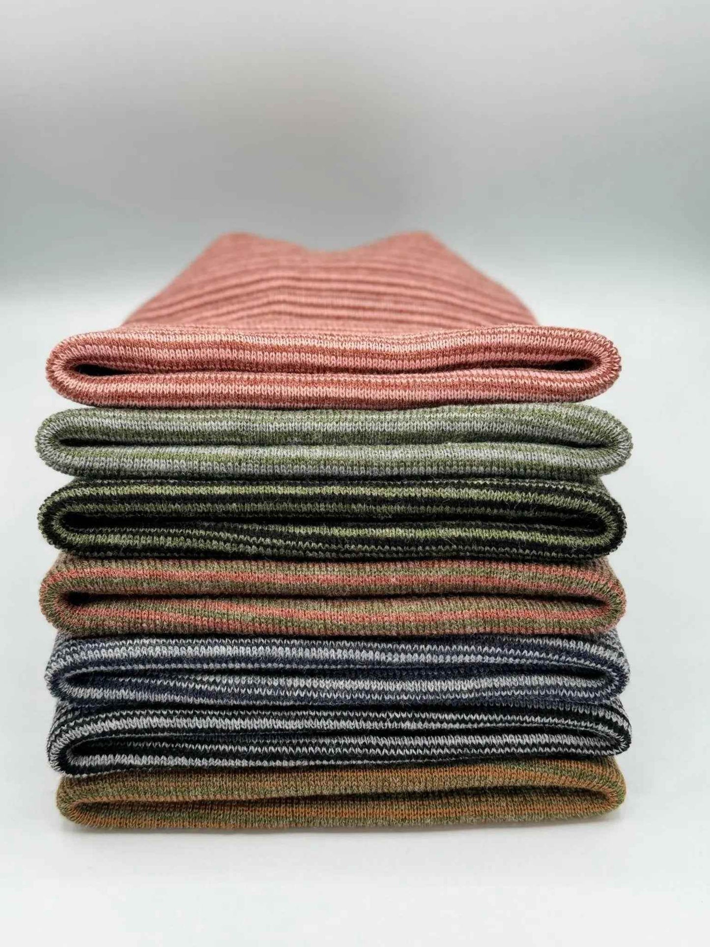 HAAKWEAR H-Stitch™ Contrast Cuffed Beanie – Black/Gray | Made in USA | Trending Ski & Snowboard Beanie