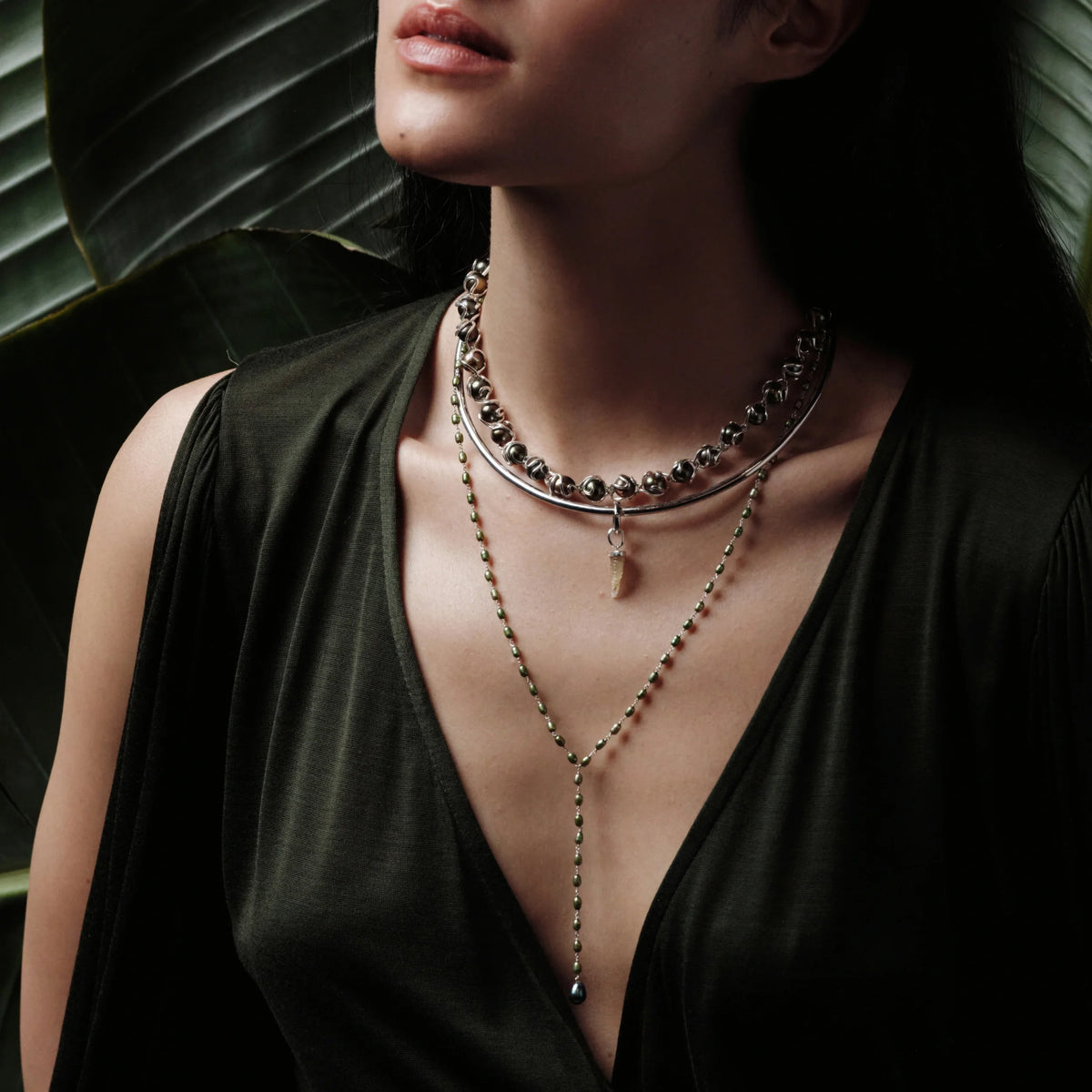 Damselfly Drop Pearl Lariat