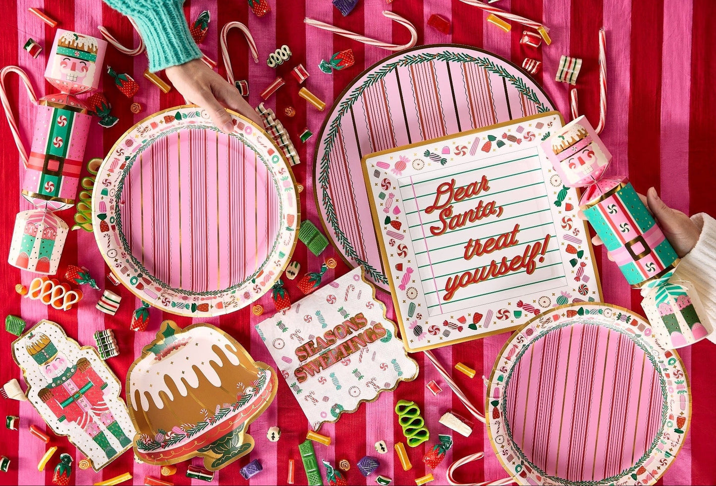Peppermint Party Christmas Dinner Plates (10 count)