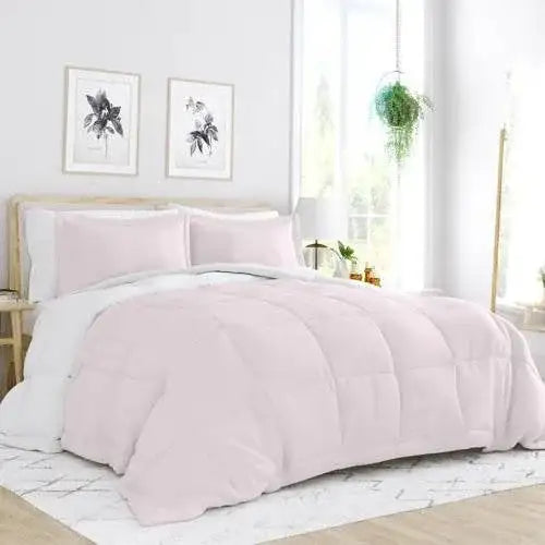 Full/Queen 3-Piece Microfiber Reversible Comforter Set in Blush Pink and White
