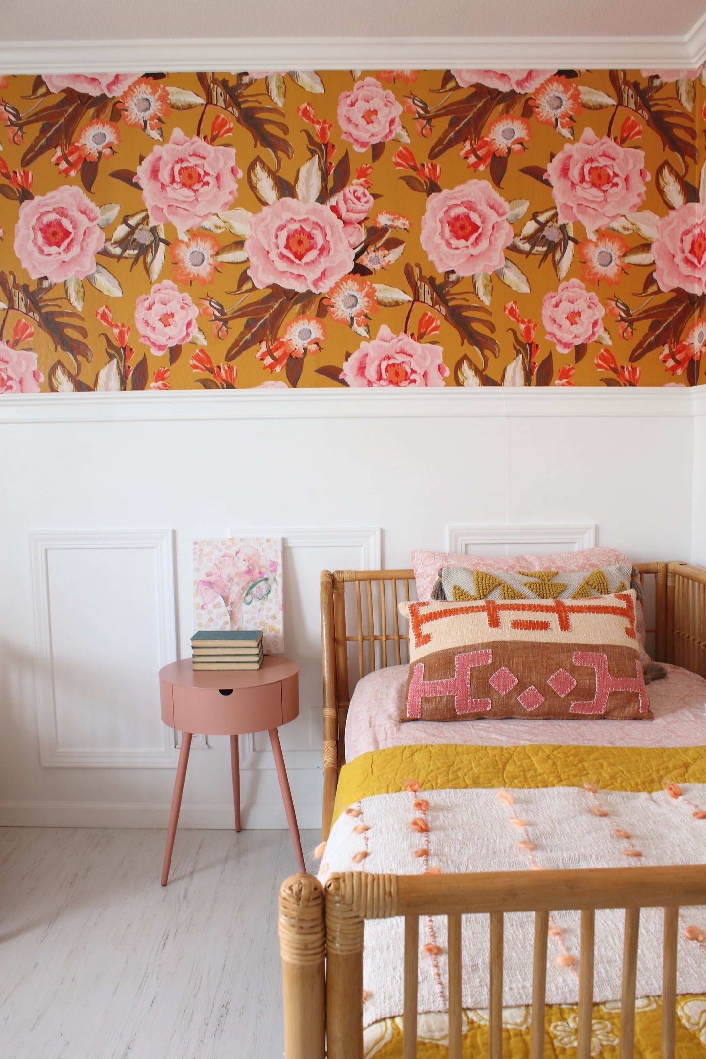 Posh Posy Wallpaper, yellow