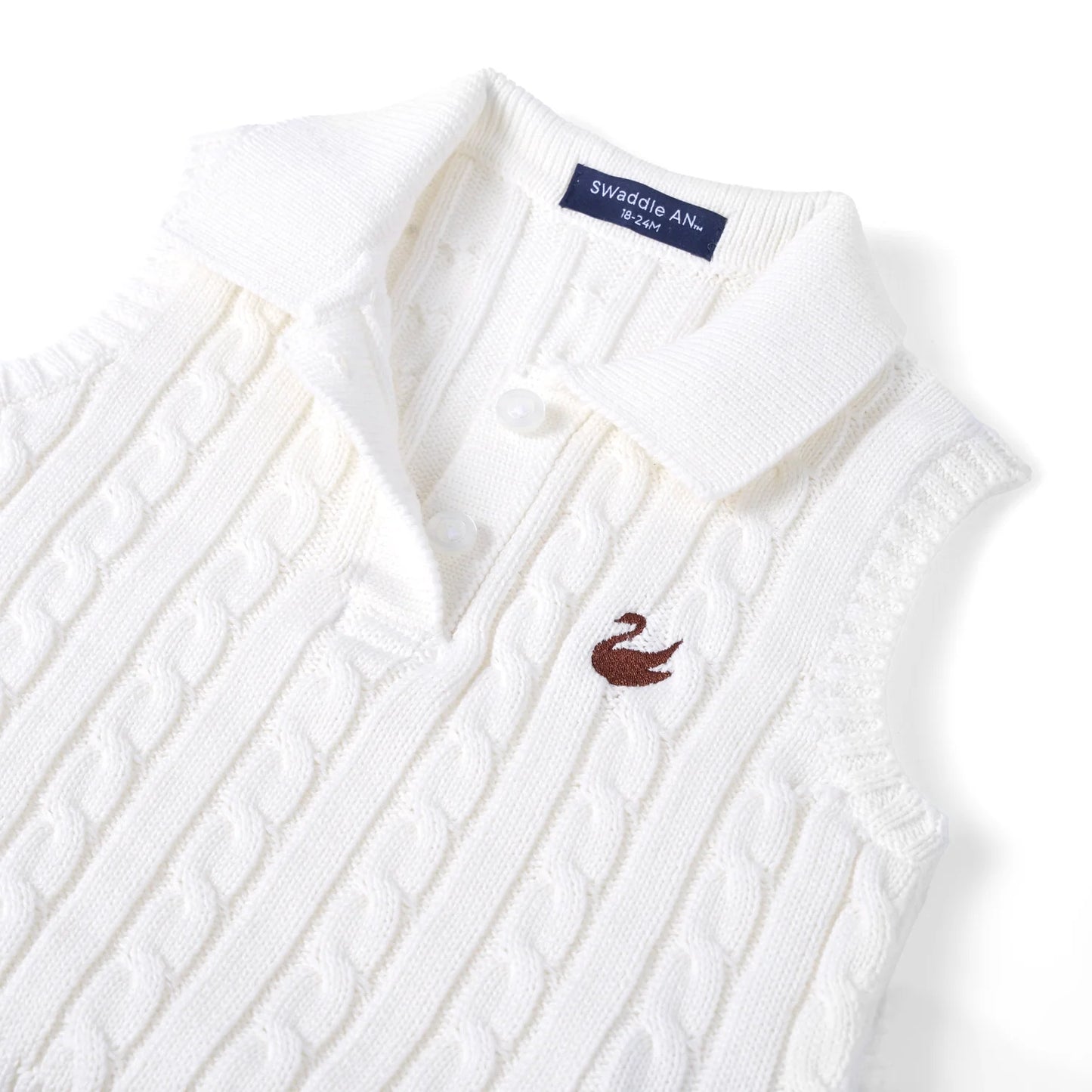 Cable Knit Sleeveless Polo Shirt in White