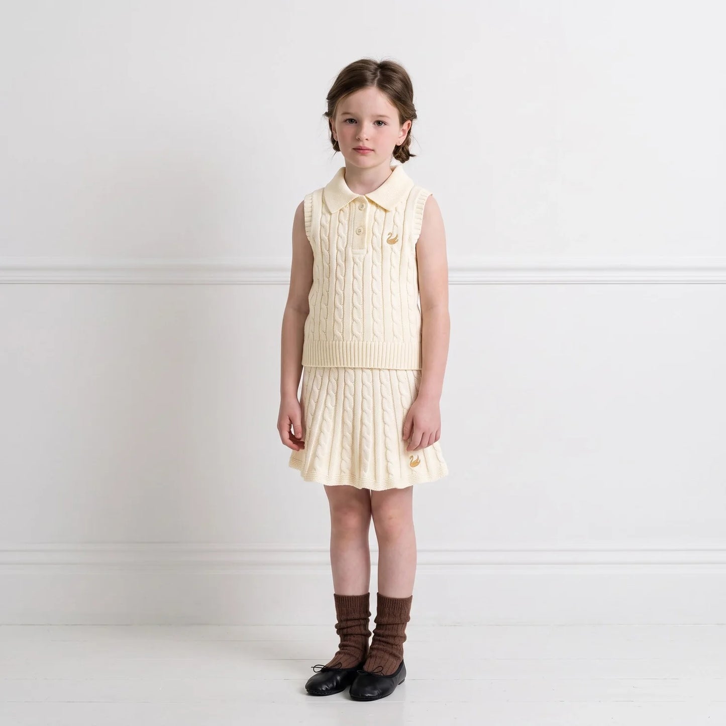 Cable Knit Sleeveless Polo Shirt in Cream