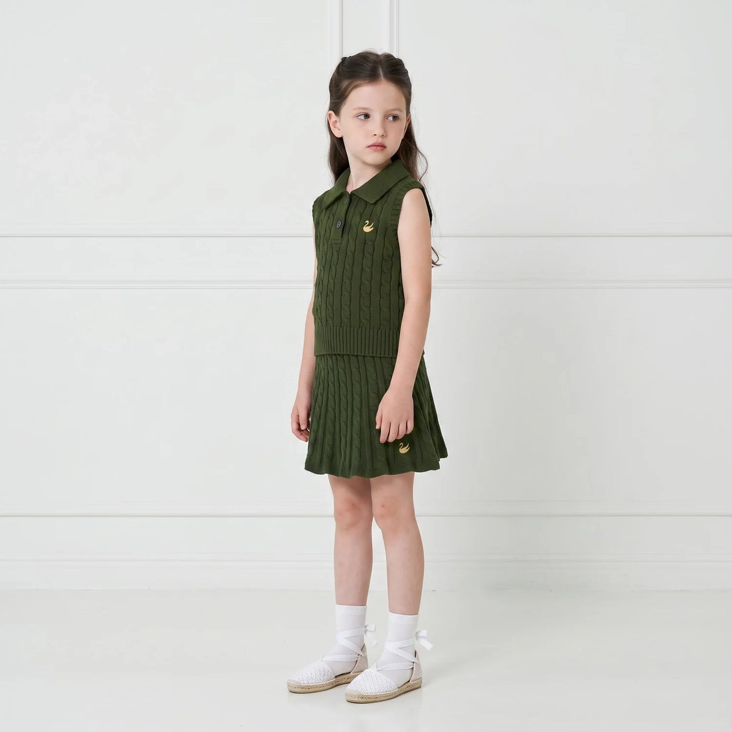 Cable Knit Sleeveless Polo Shirt in Forest Green