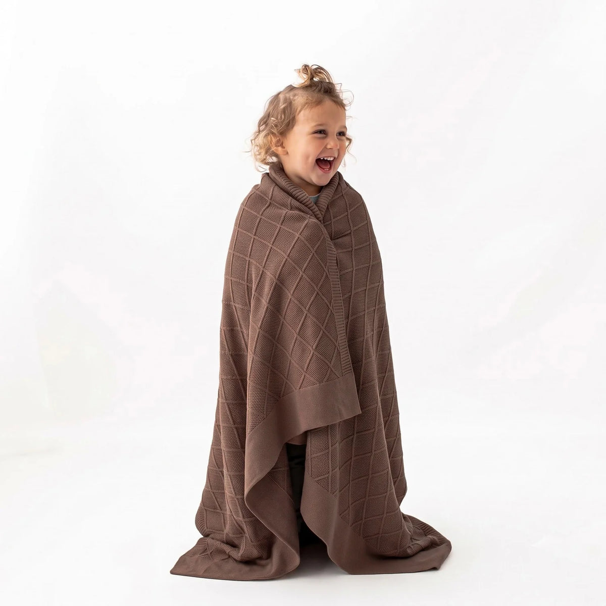 Diamond Stitch Baby Knit Blanket in Mocha